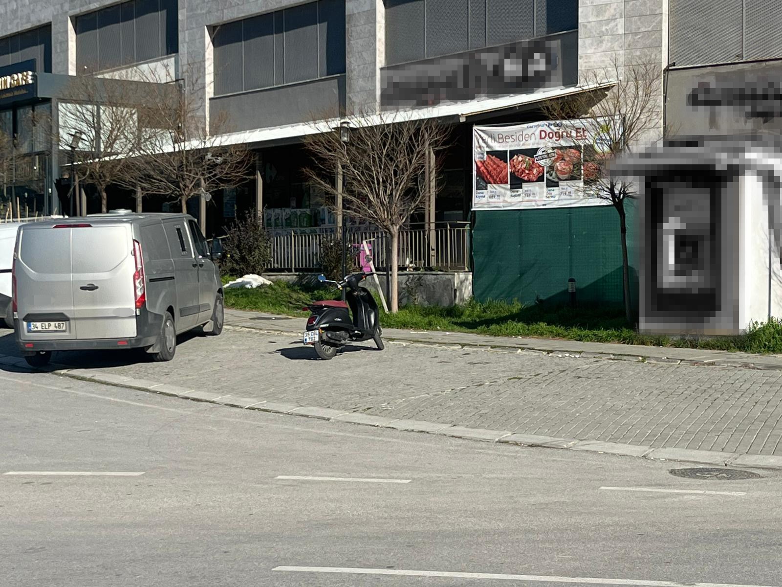 İzmir’de Para Nakil Aracına Silahlı Soygun! (2)