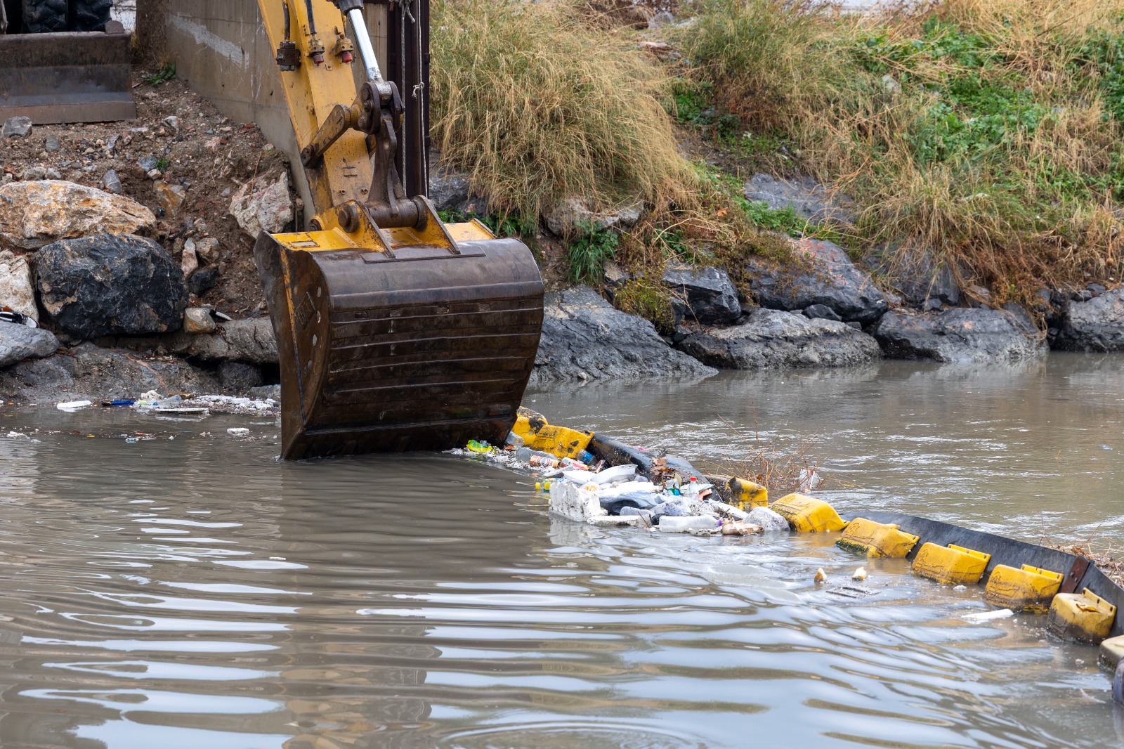 İzmir’de Sağanak Ve Fırtına Alarmı Ekipler Sahaya Indi (5)