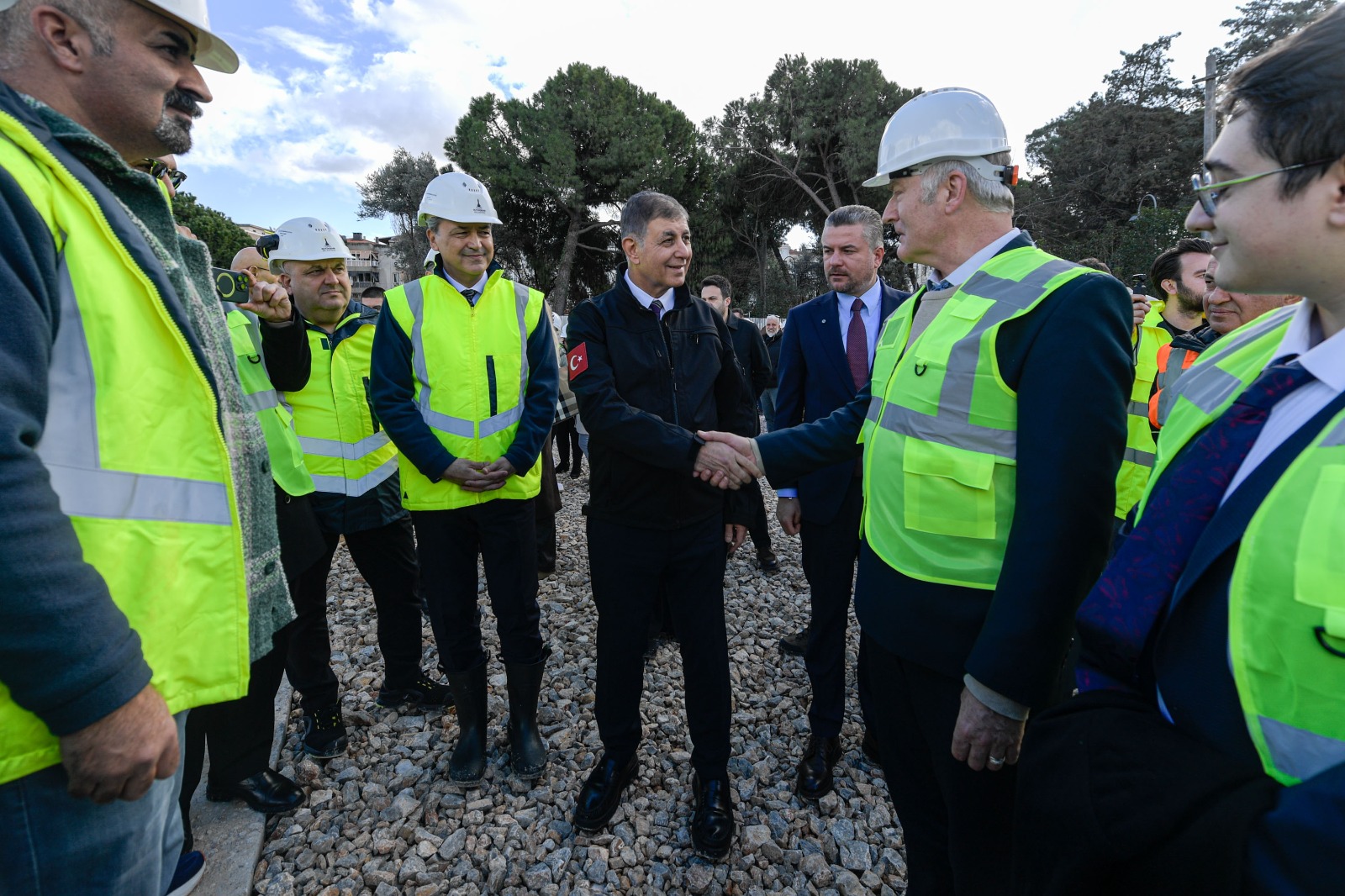 İzmir’in Dev Projesinde Tarihi An Buca Metrosu’nda Işık Görüldü! (1)