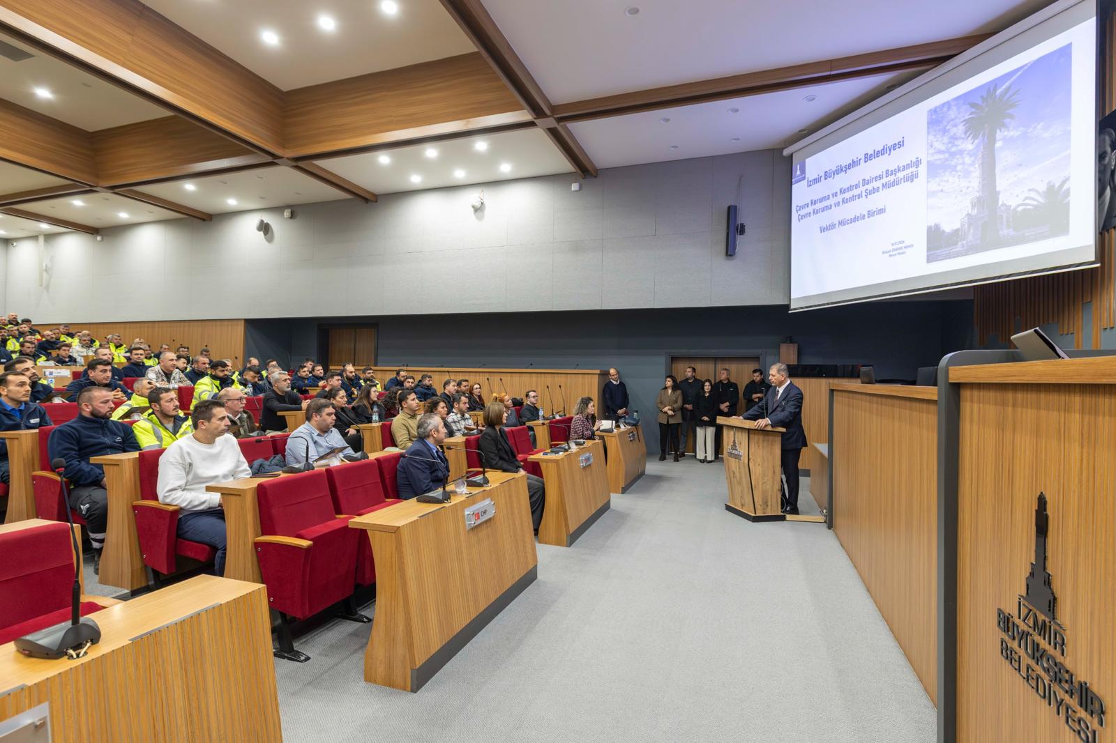 İzmir’in Sağlığı Sahadaki Emekle Korunuyor (2)