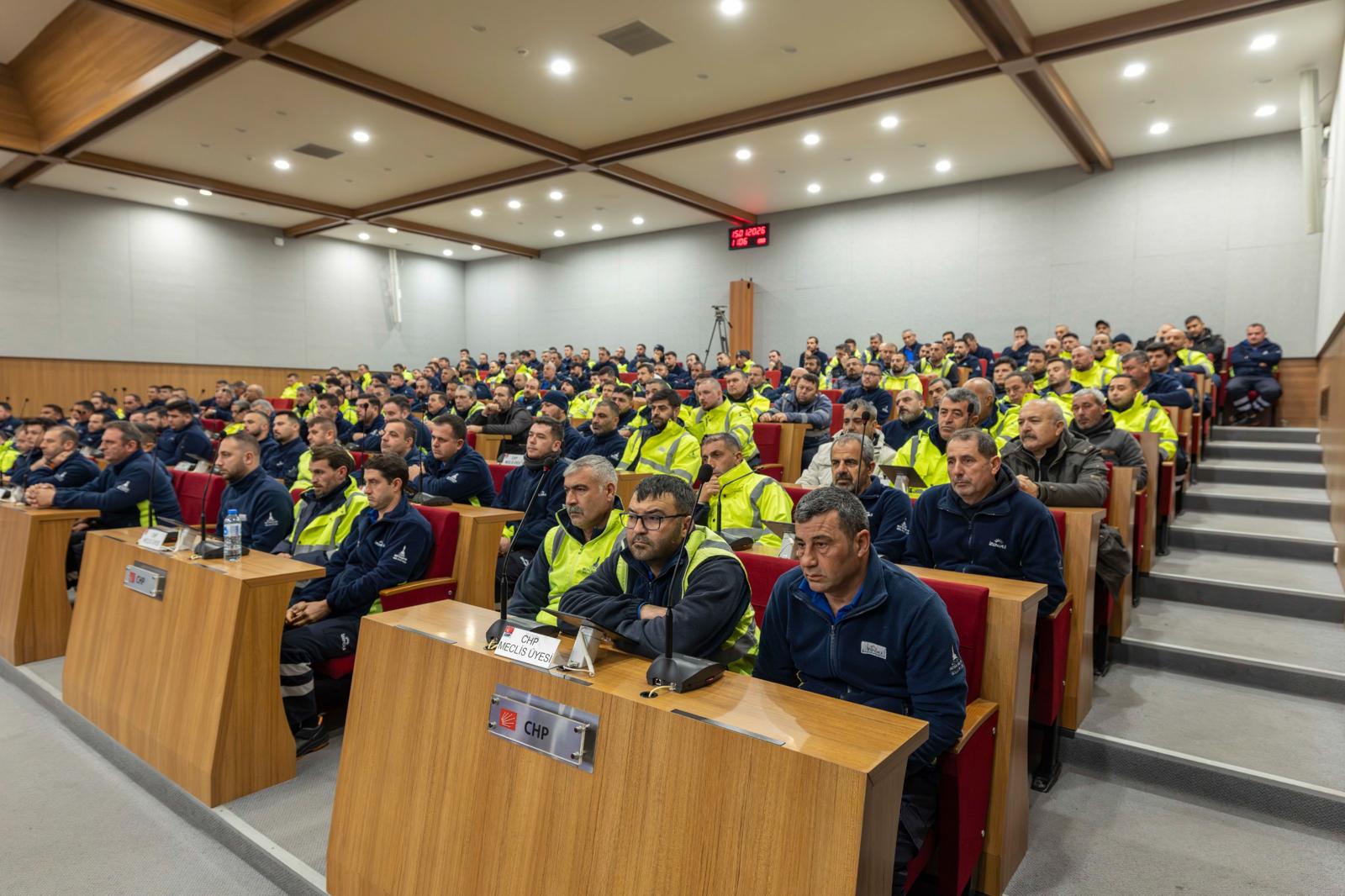 İzmir’in Sağlığı Sahadaki Emekle Korunuyor (3)