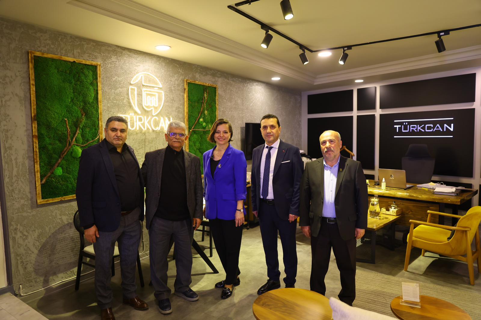 Karabağlar Mobilyası Marka Yolunda Güçleniyor (3)