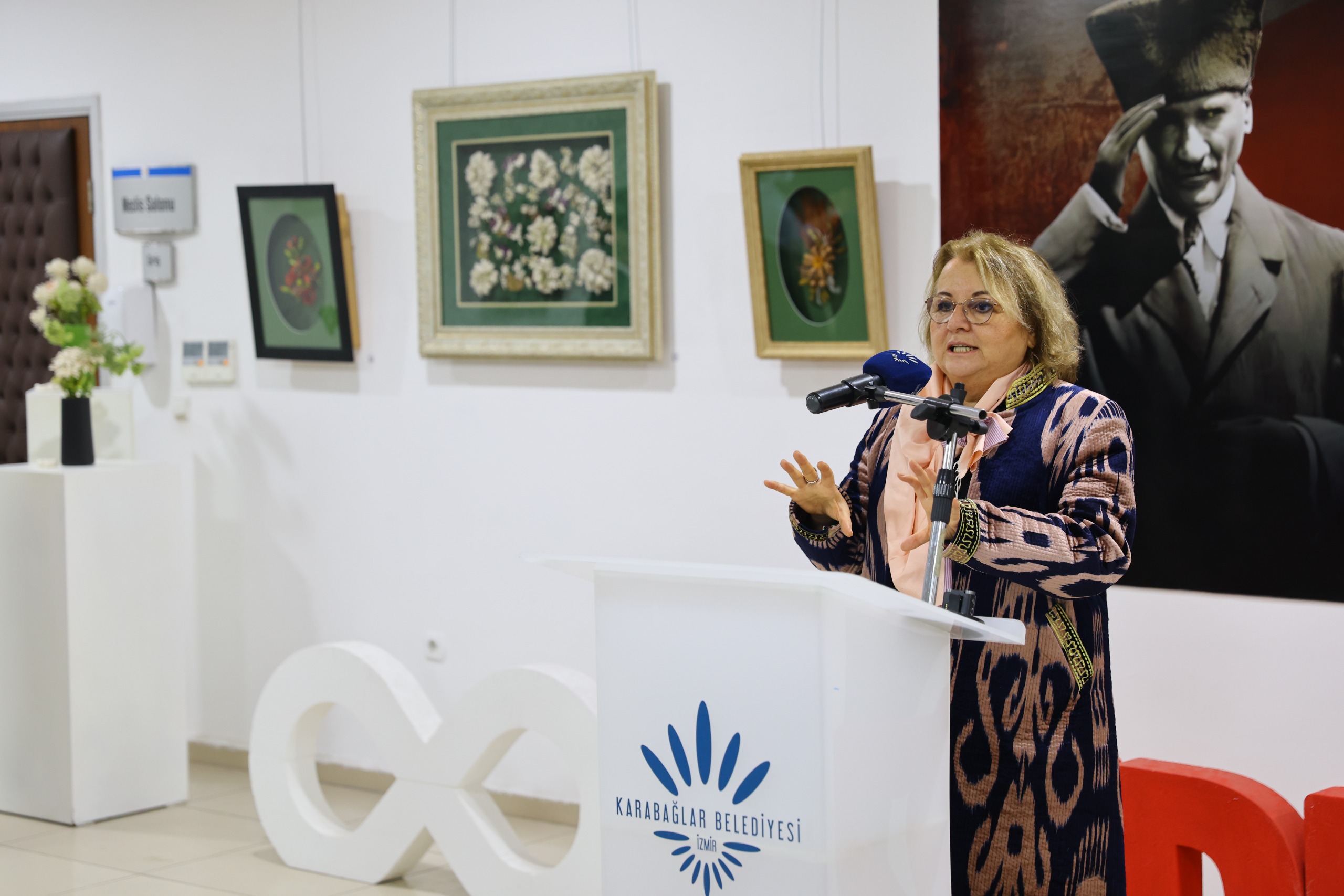 Karabağlar’da 'Kozanın Hafızası' Sergisi Açıldı (2)