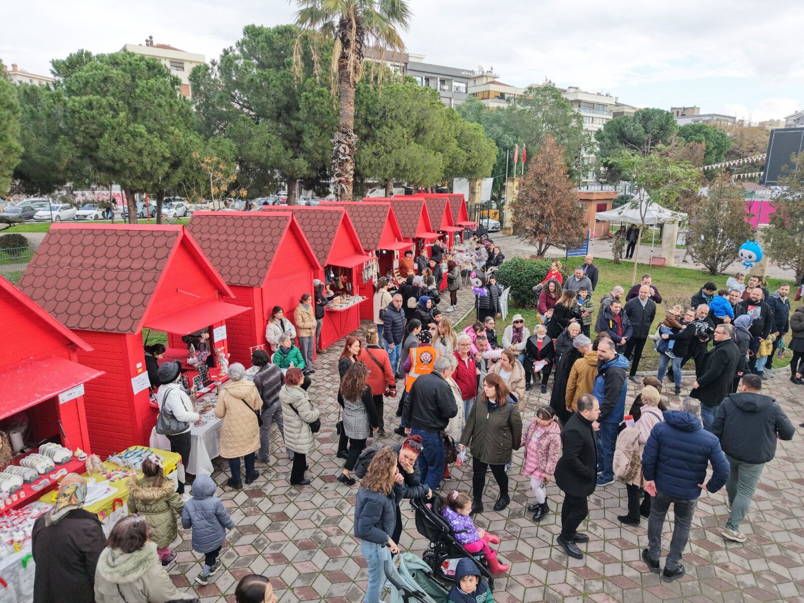 Karnefest’e Coşkulu Kapanış Başkan Ünsal Çocuklarla Buluştu (6)