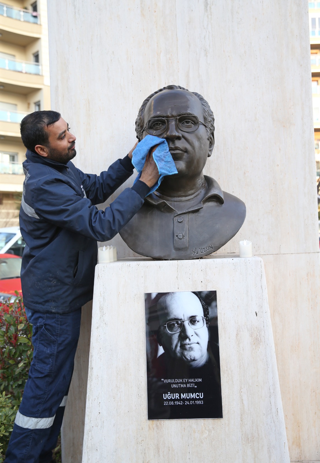 Karşıyaka Belediyesi, Gazeteci Yazar Uğur Mumcu’yu Katledilişinin 33. Yılında Çeşitli Etkinliklerle Anacak. (4)