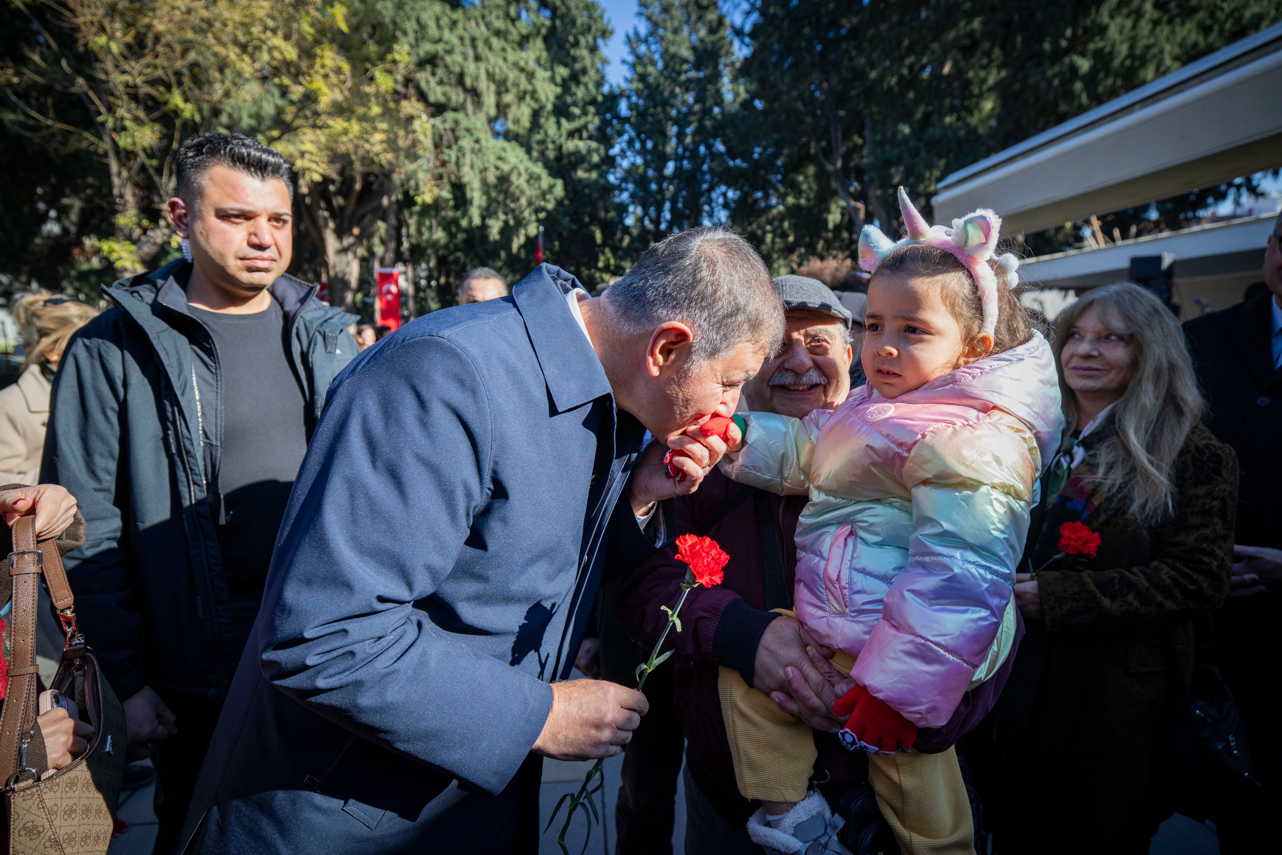 Karşıyaka’da Zübeyde Hanım’a Duygusal Veda (6)