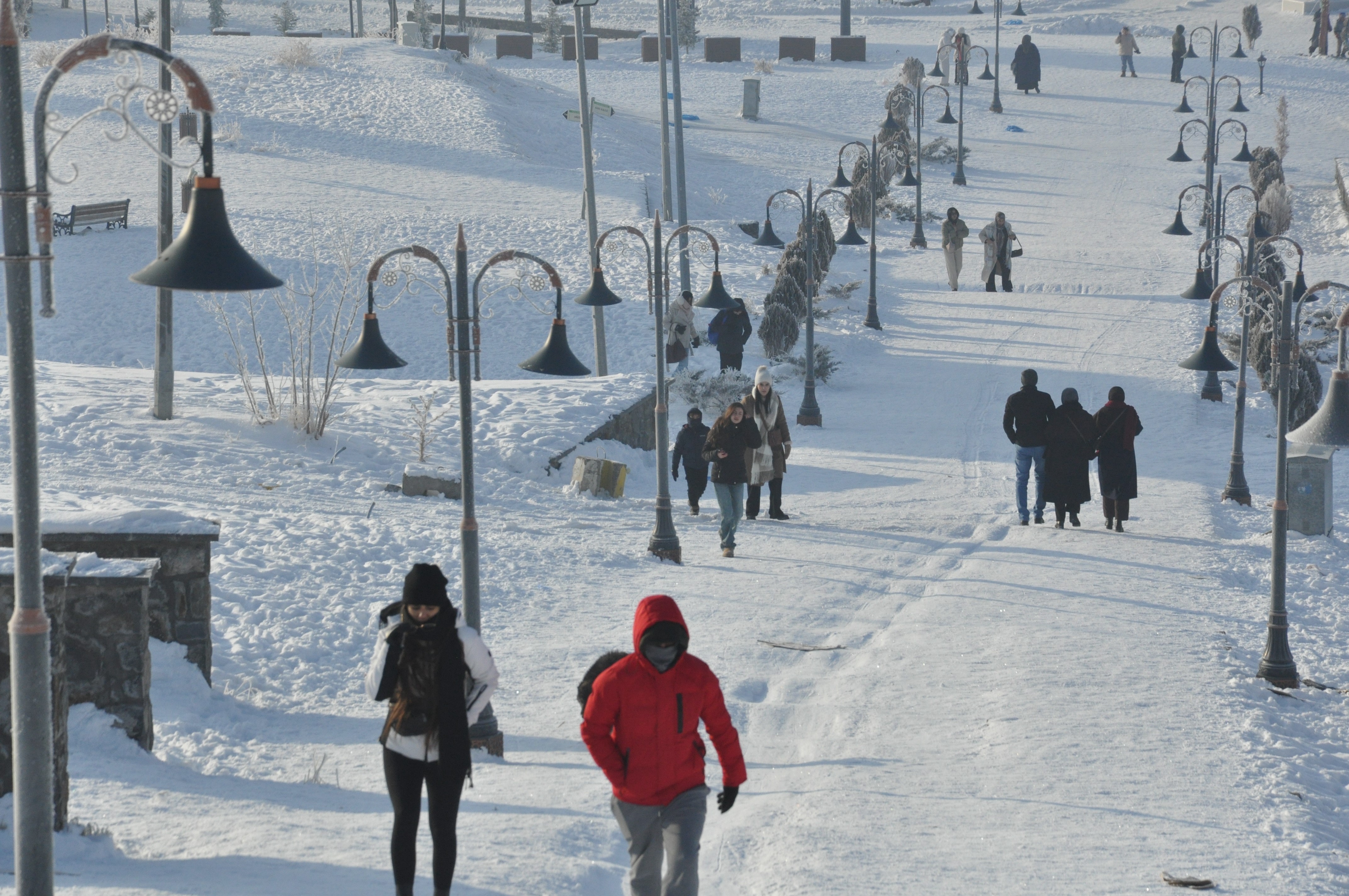 Kars’ta 17 Derecede Doğa Buz Müzesine Döndü (3)