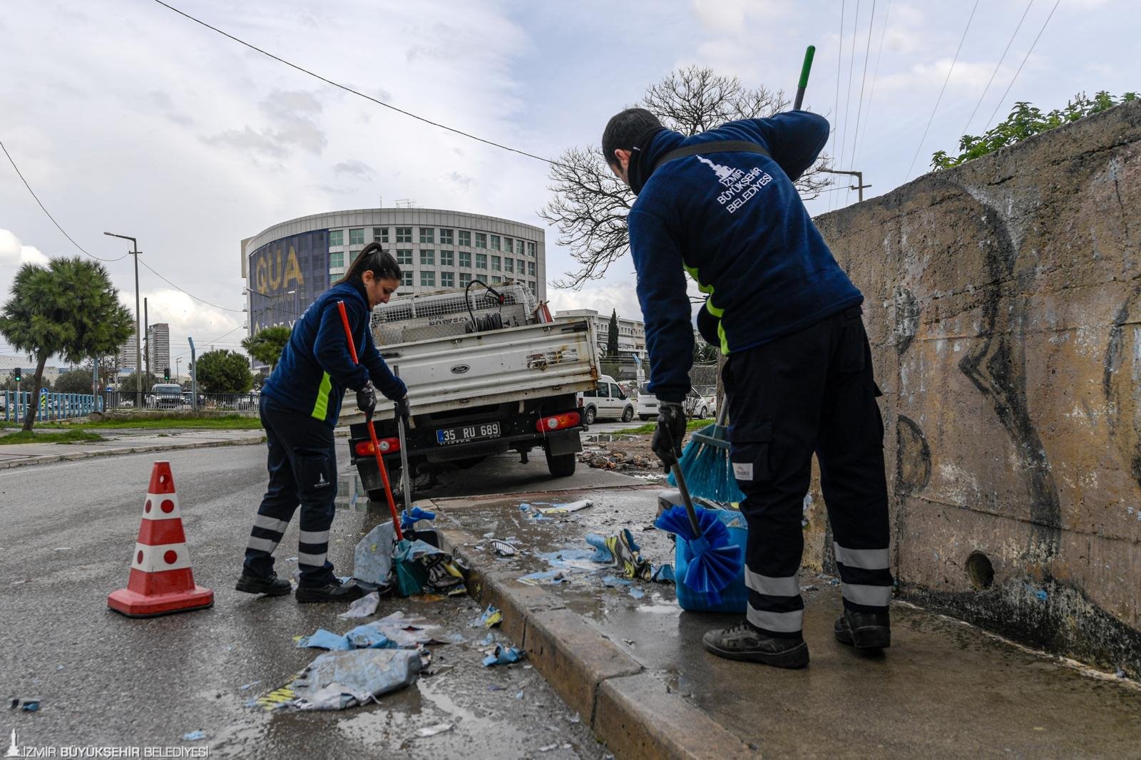 Kent Estetiği Için Sıkı Denetim İzinsiz Afişlere Ceza Yağdı! (2)