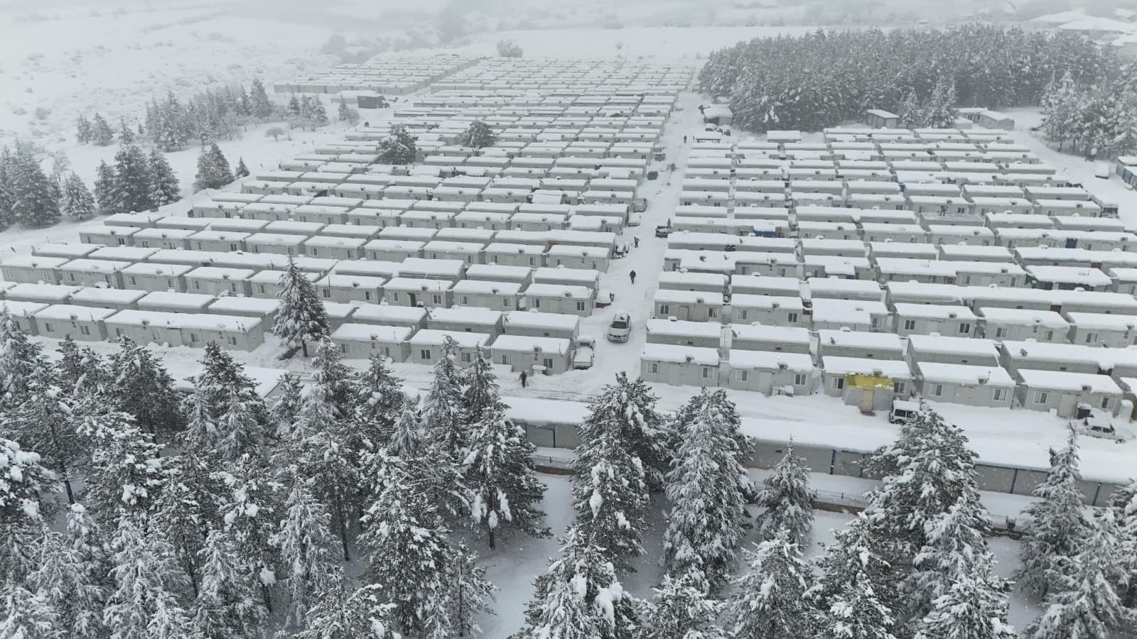 Malatya’nın Doğanşehir Ilçesinde Etkili Olan Kar Yağışı, Bazı Bölgelerde Kar Kalınlığının 1 Metreye Ulaşmasına Neden Oldu. (2)