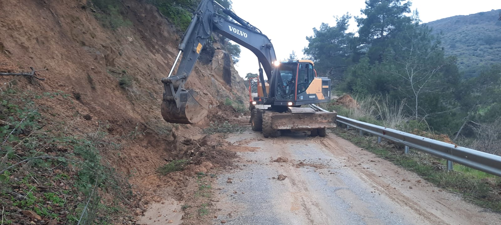 Metrekareye 80 Kilo Yağış Düştü, İzmir’de Seferberlik Ilan Edildi (7)