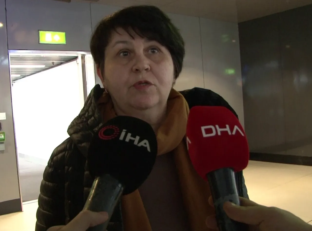 Rus Yüzücü Nikolay Svechnikova'nın Ailesi 1