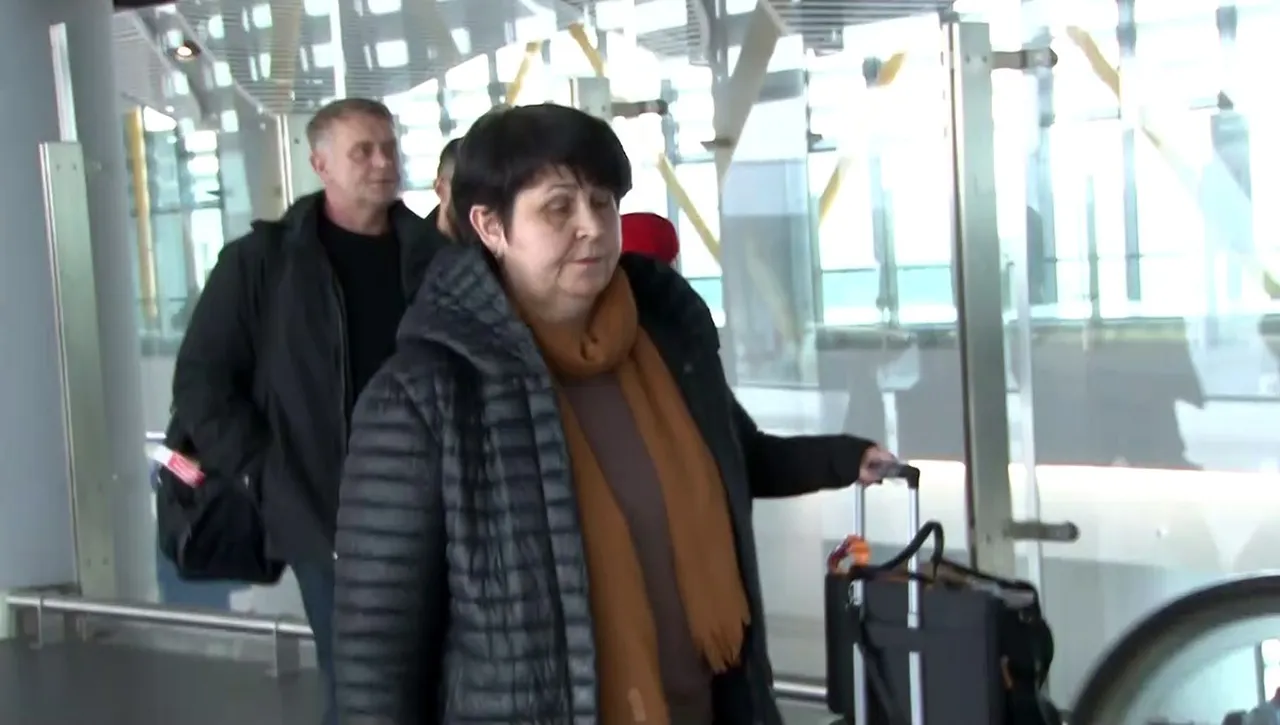 Rus Yüzücü Nikolay Svechnikova'nın Ailesi 2