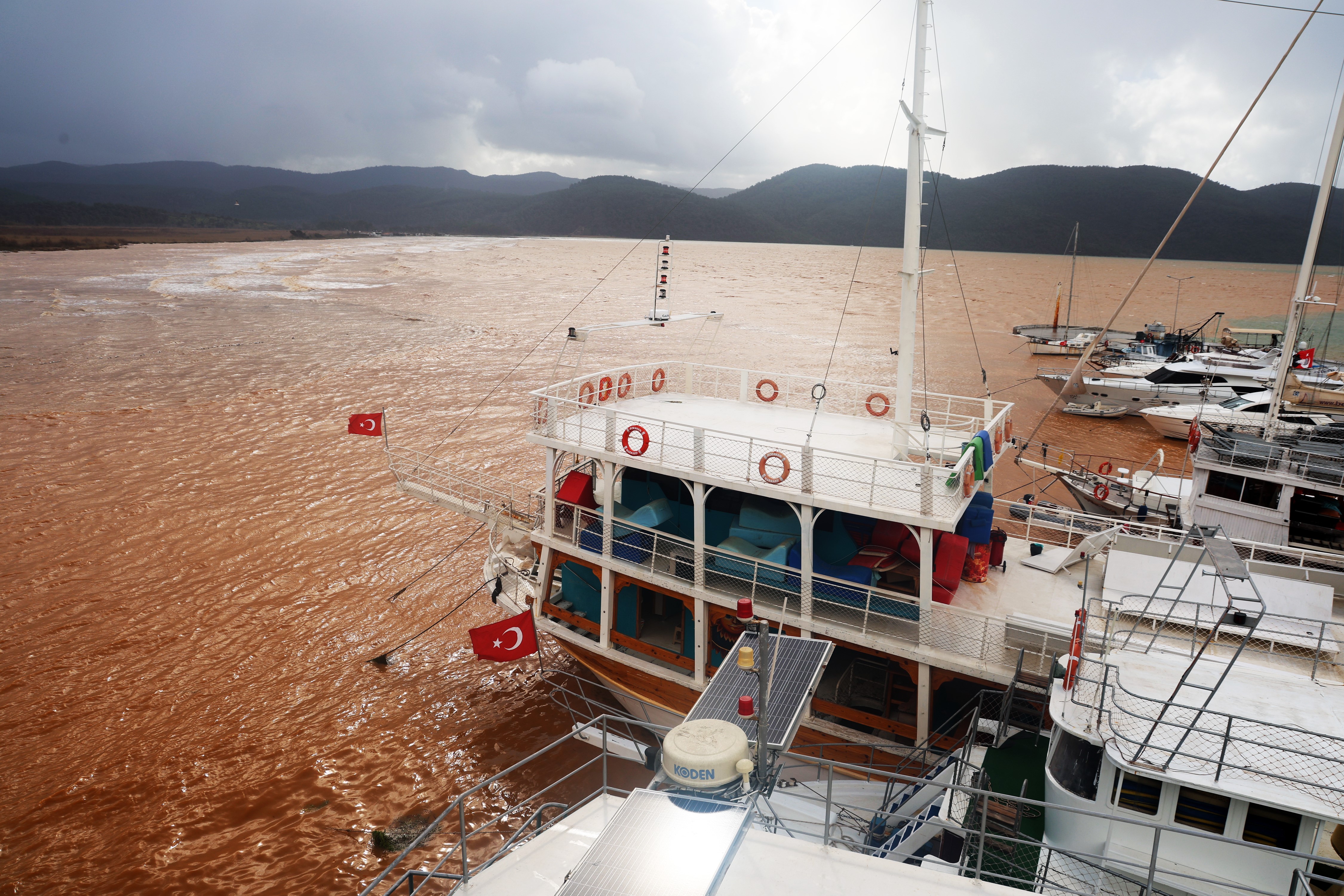 Sağanak Ve Fırtına Sonrası Dikkat Çeken Manzara (5)