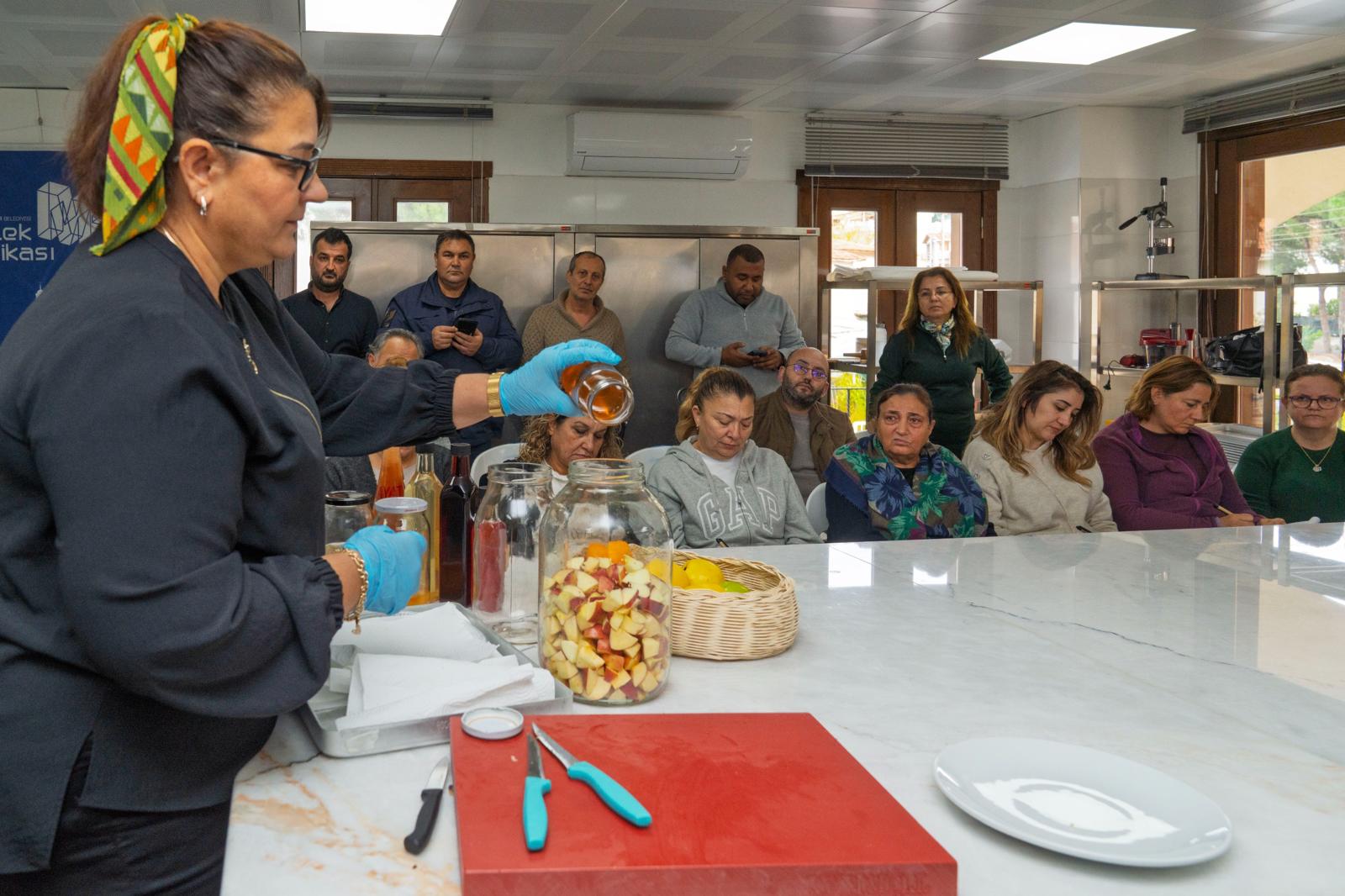 Sirkenin Sırları Meslek Fabrikası’nda Anlatıldı (1)