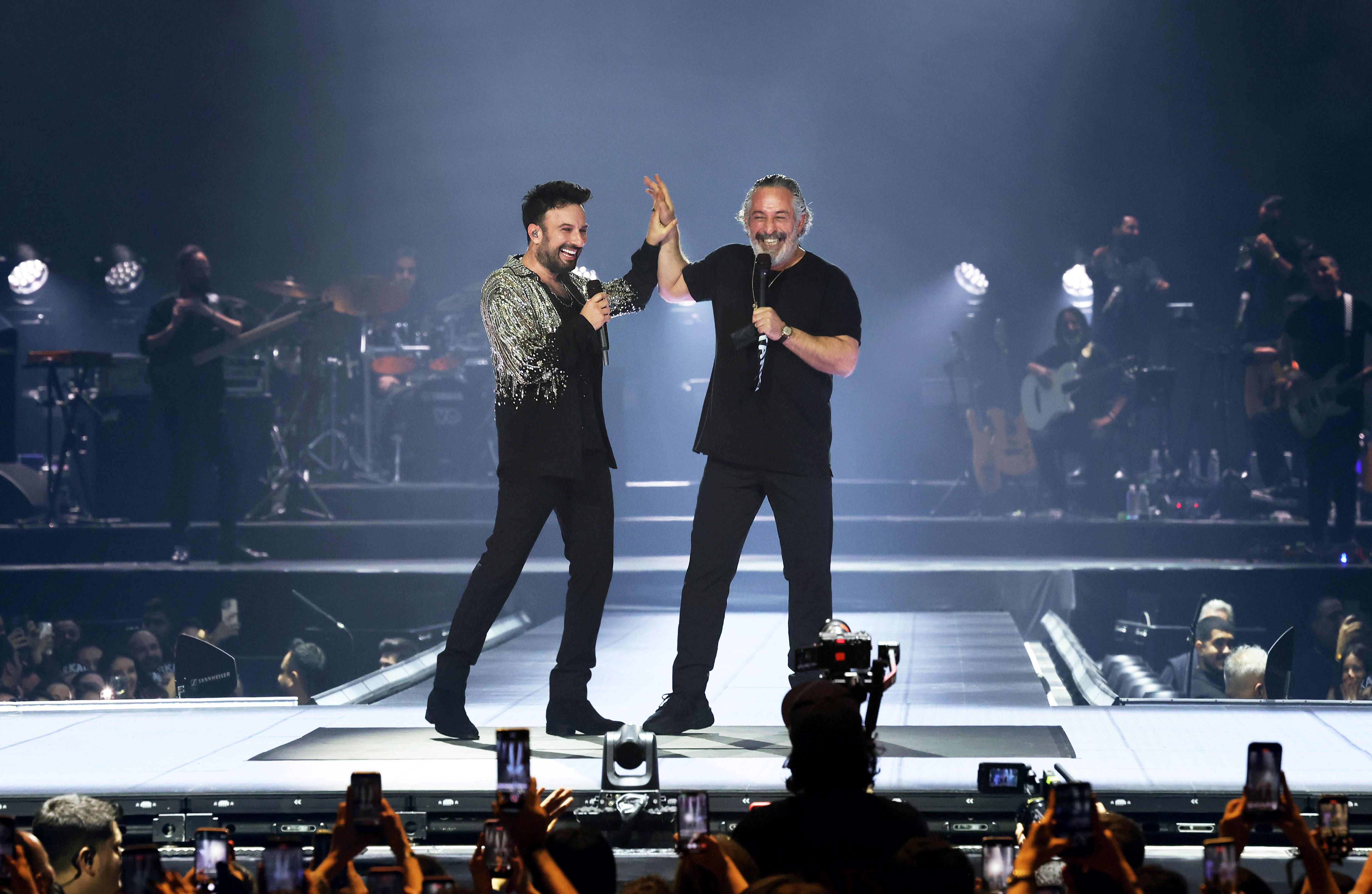 Tarkan Ve Cem Yılmaz’dan Unutulmaz Düet (3)