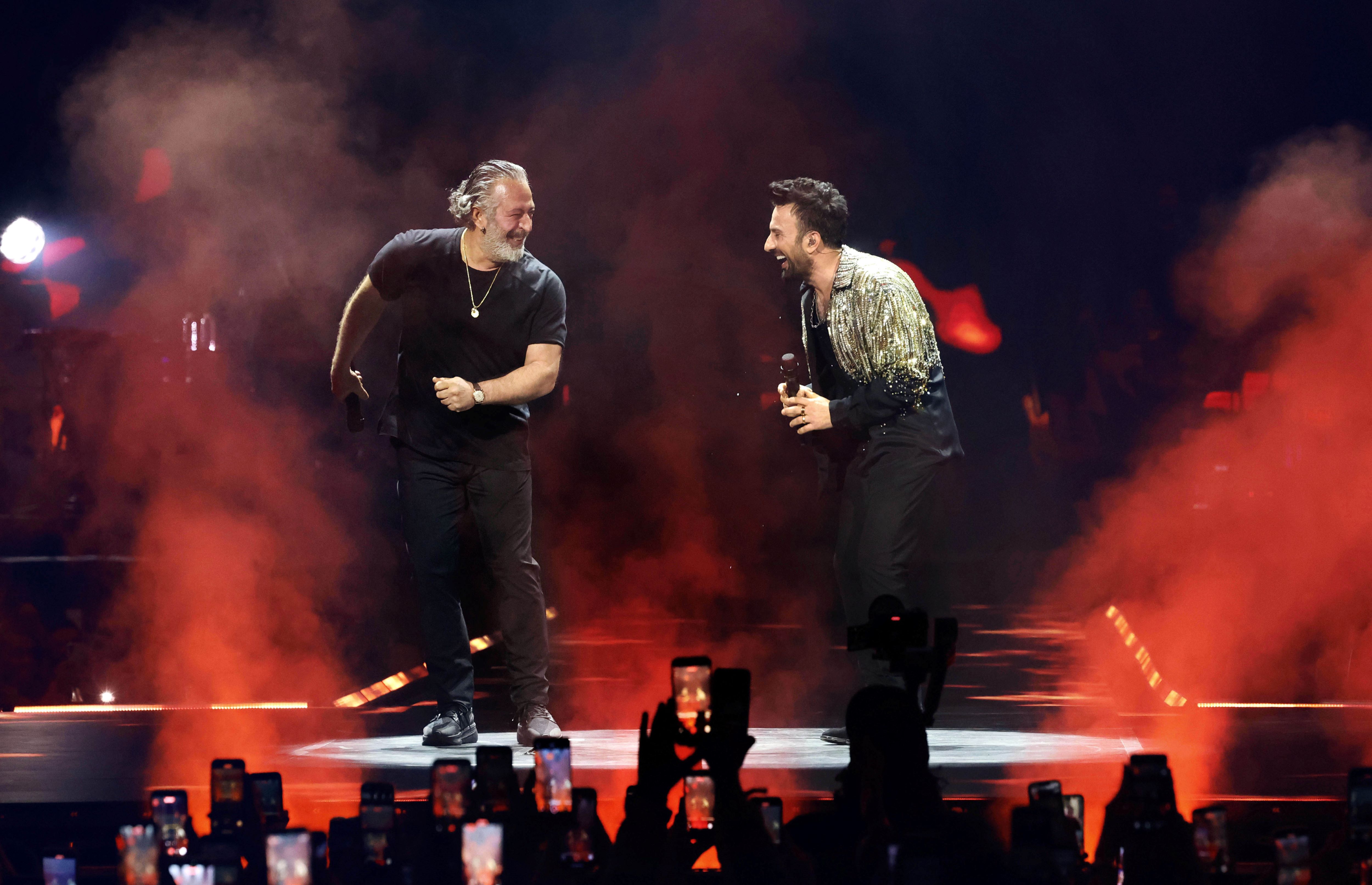Tarkan Ve Cem Yılmaz’dan Unutulmaz Düet (4)
