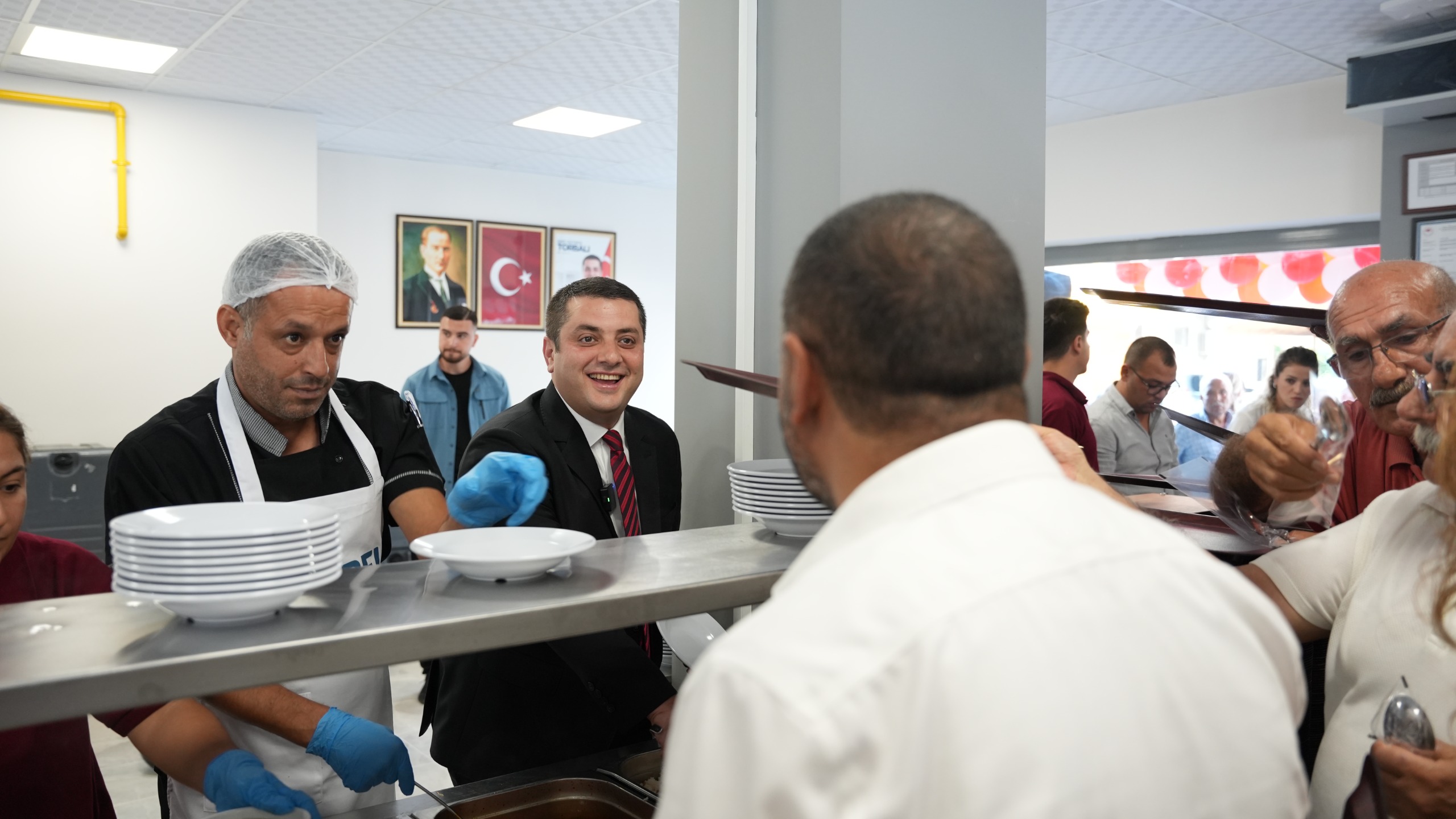 Torbalı’da Kent Lokantaları, Binlerce Sofraya Umut Oluyor (5)