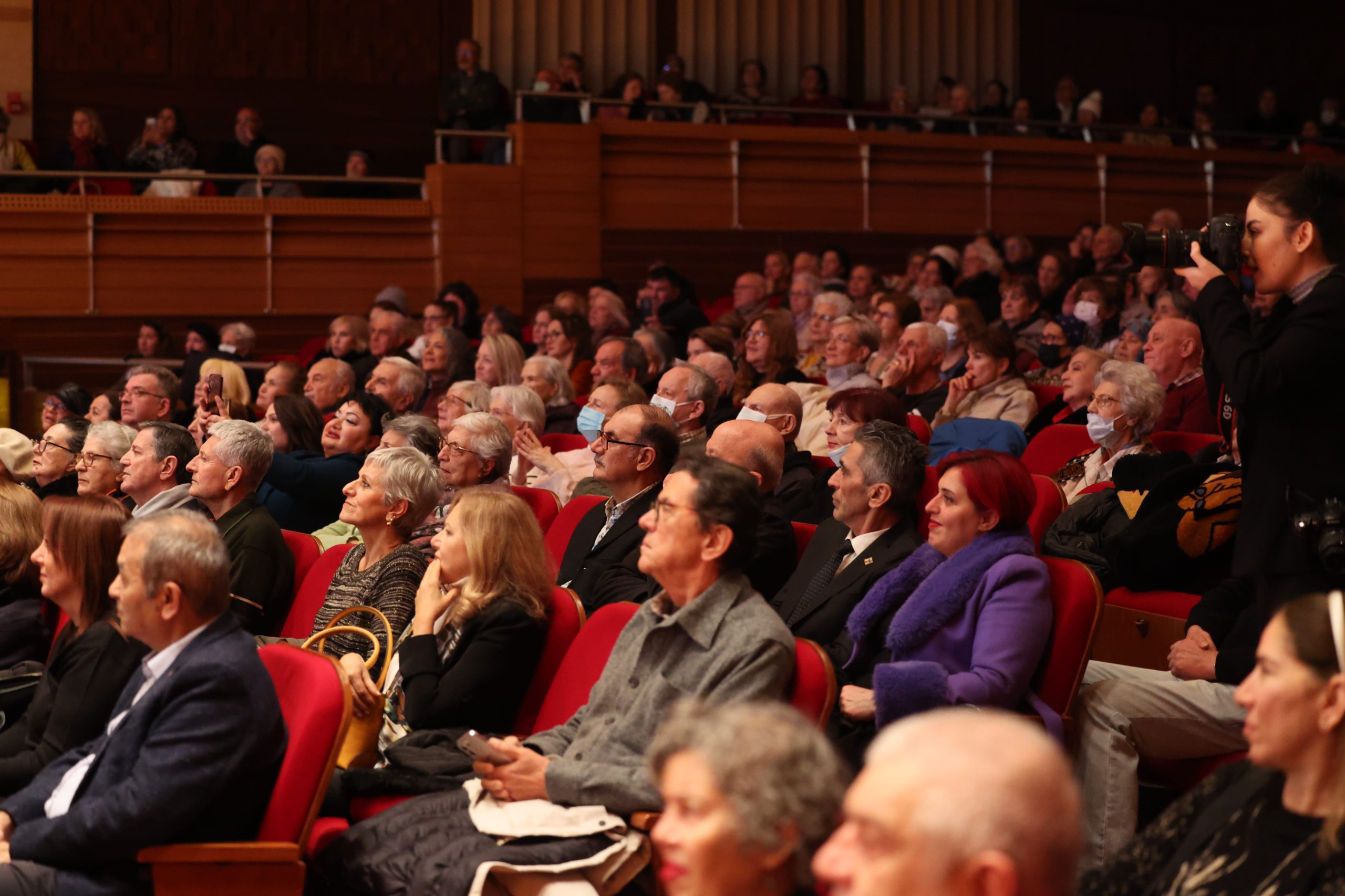 Tülov’dan Aassm'de Unutulmaz Konser Performansı (4)