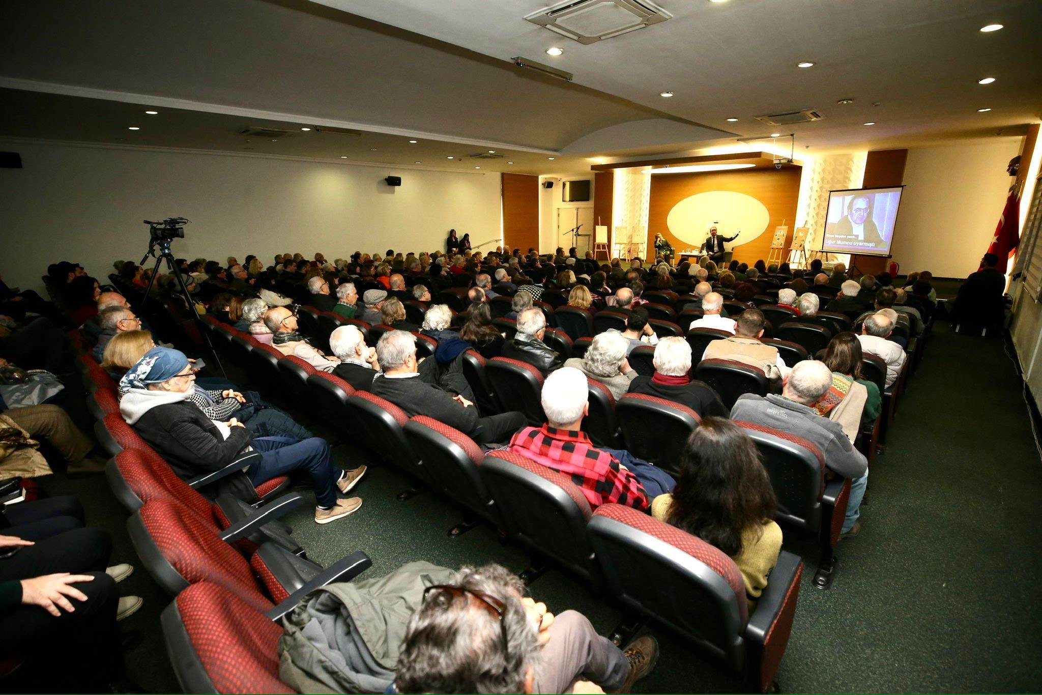 'Uğur Mumcu, Atatürk Ve Cumhuriyet' Buluşması Yoğun Ilgi Gördü (4)