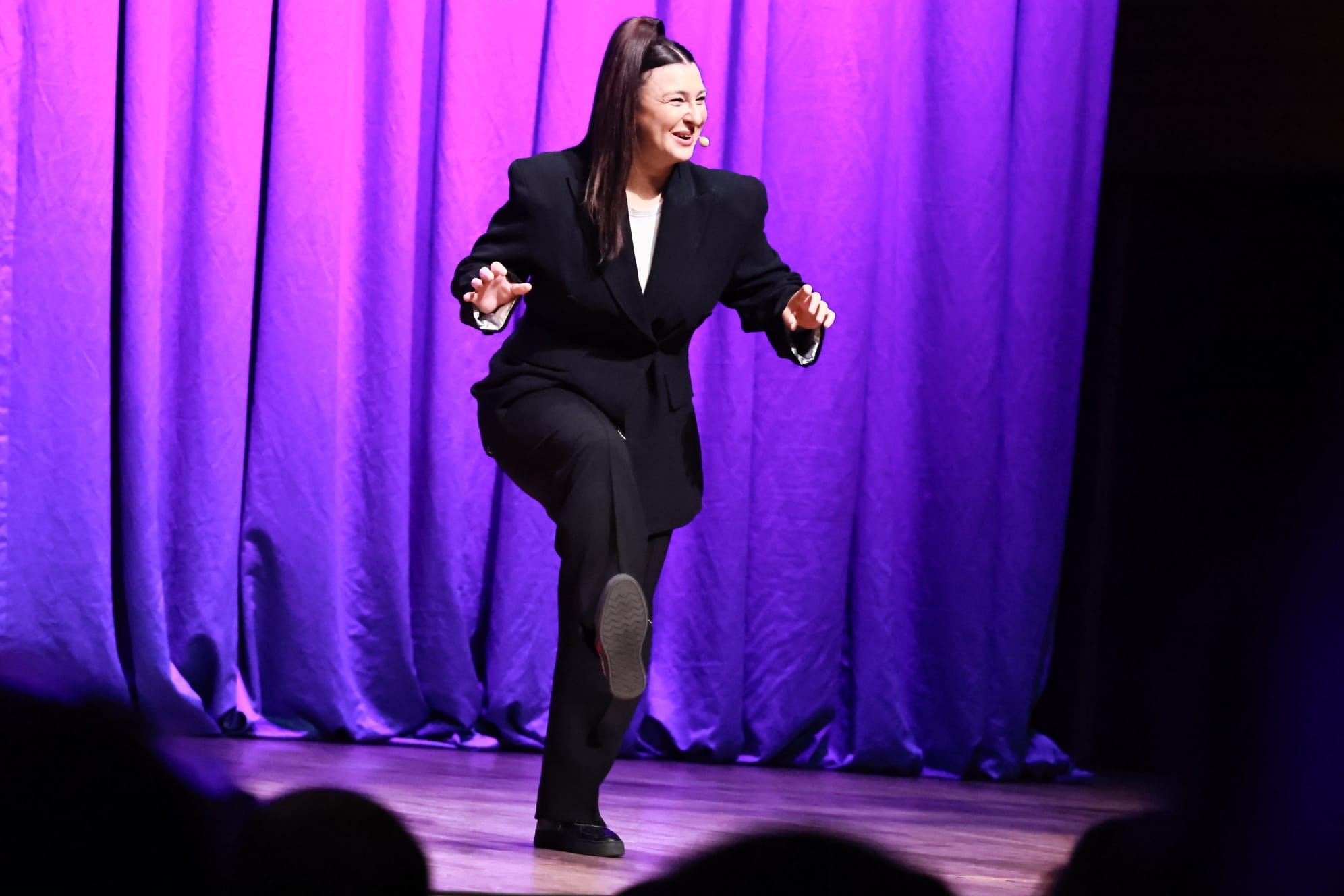 Yasemin Sakallıoğlu İzmir’de Kahkaha Fırtınası Estirdi (3)