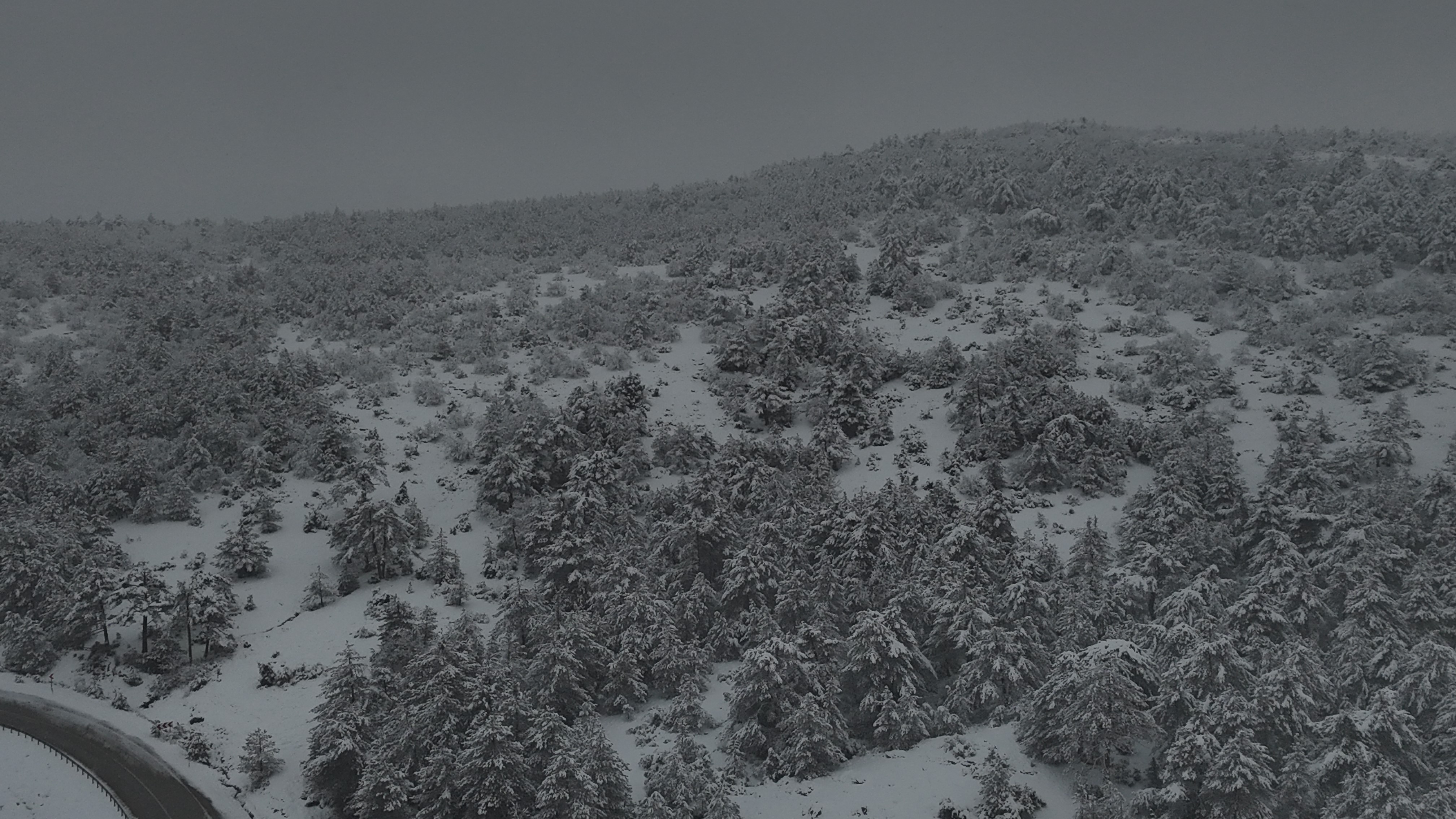Zirve Beyaza Büründü, Kış Manzarası Havadan Görüntülendi (4)