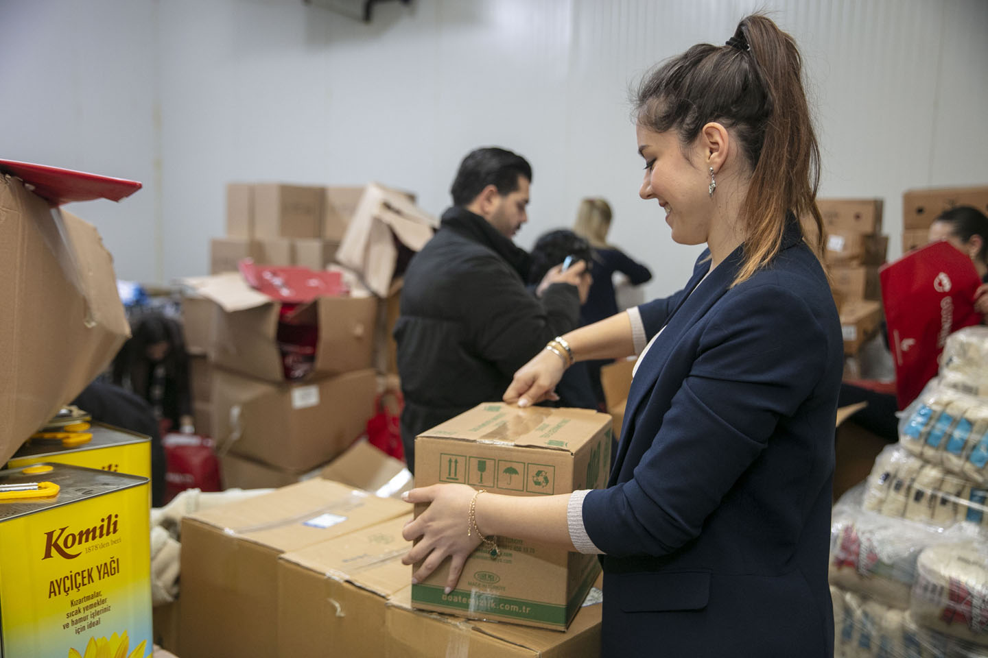 350 Ailenin Kapısı Tek Tek Çalındı (4)