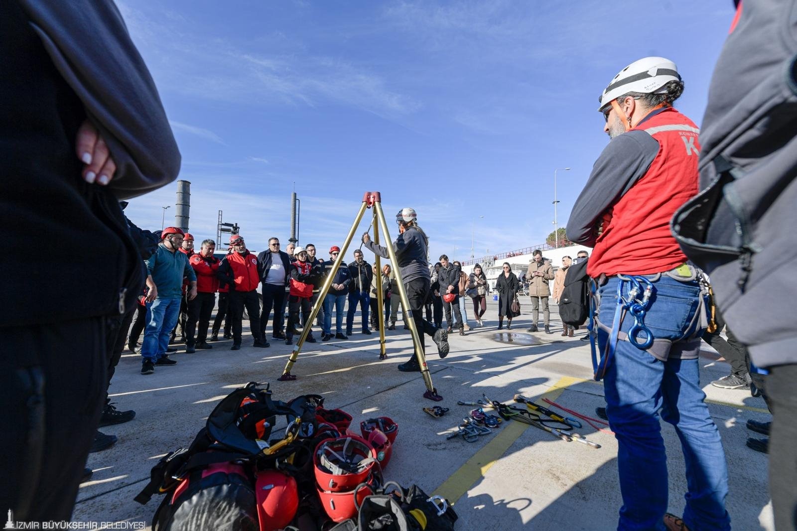 Afetlerde Hayvan Kurtarma Eğitimi 4-1