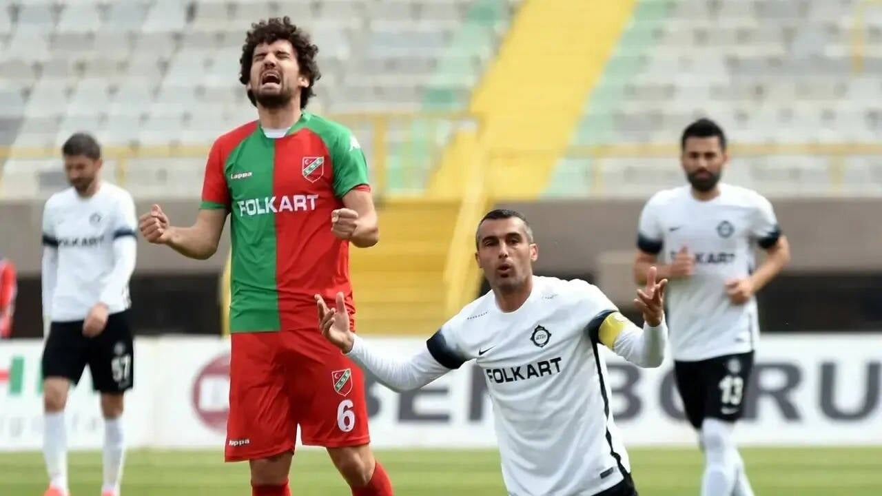 Altay Ile Karsiyaka Arasinda Der
