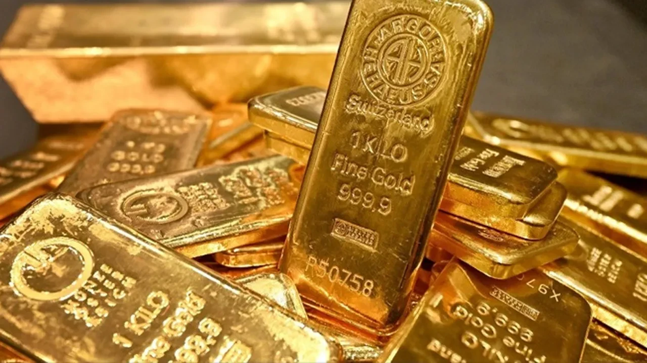 Altin Yine Firladi 18 Yil Sonra En Buyuk Gunluk Yukselis Iste 4 Subat 2026 Guncel Alt 3280188 202602040713 4