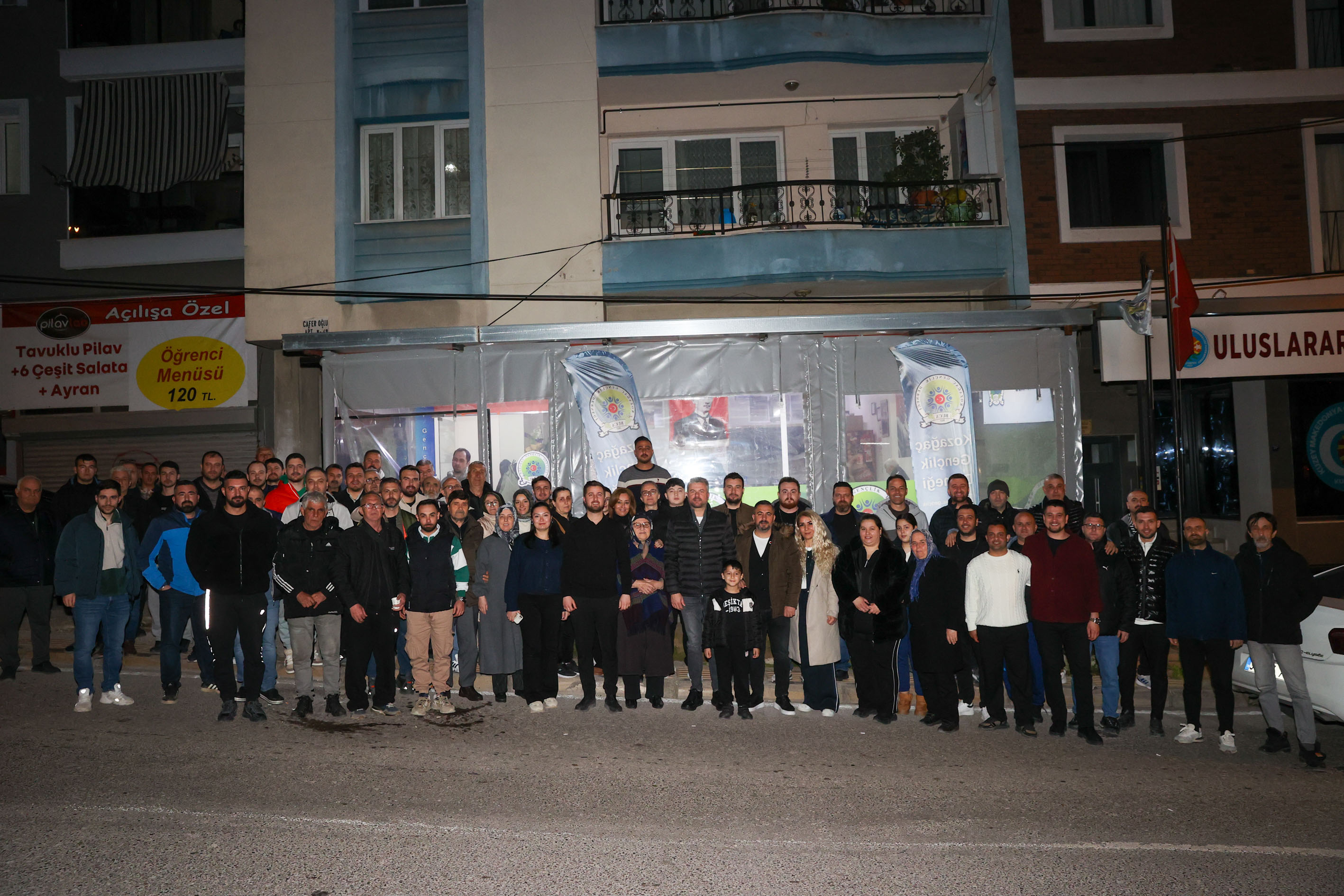 Başkan Duman Kozağaç’ta Sahurda Buluştu (2)