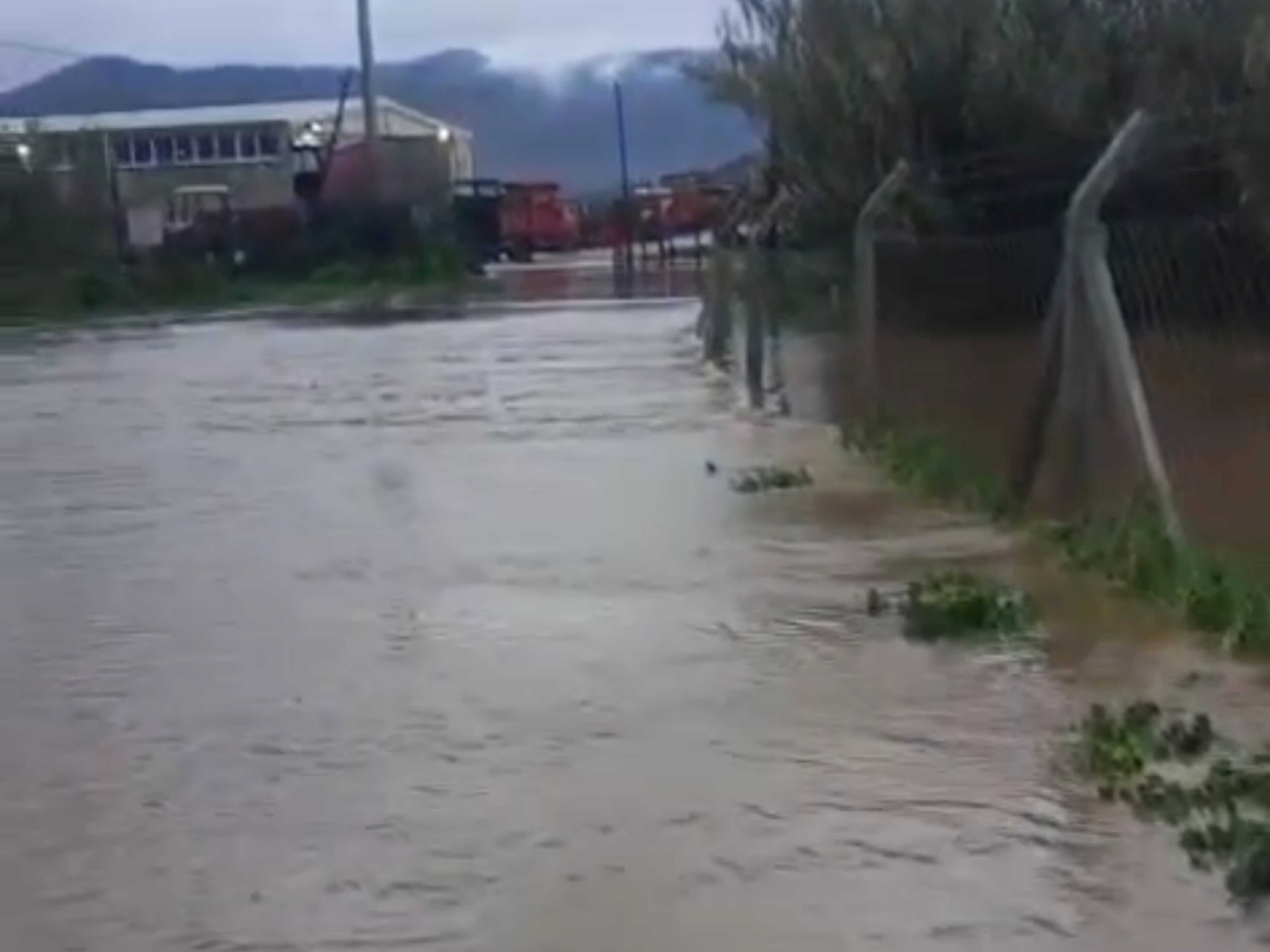 Bayındır’da Sağanak Hasarı Büyüyor (5)