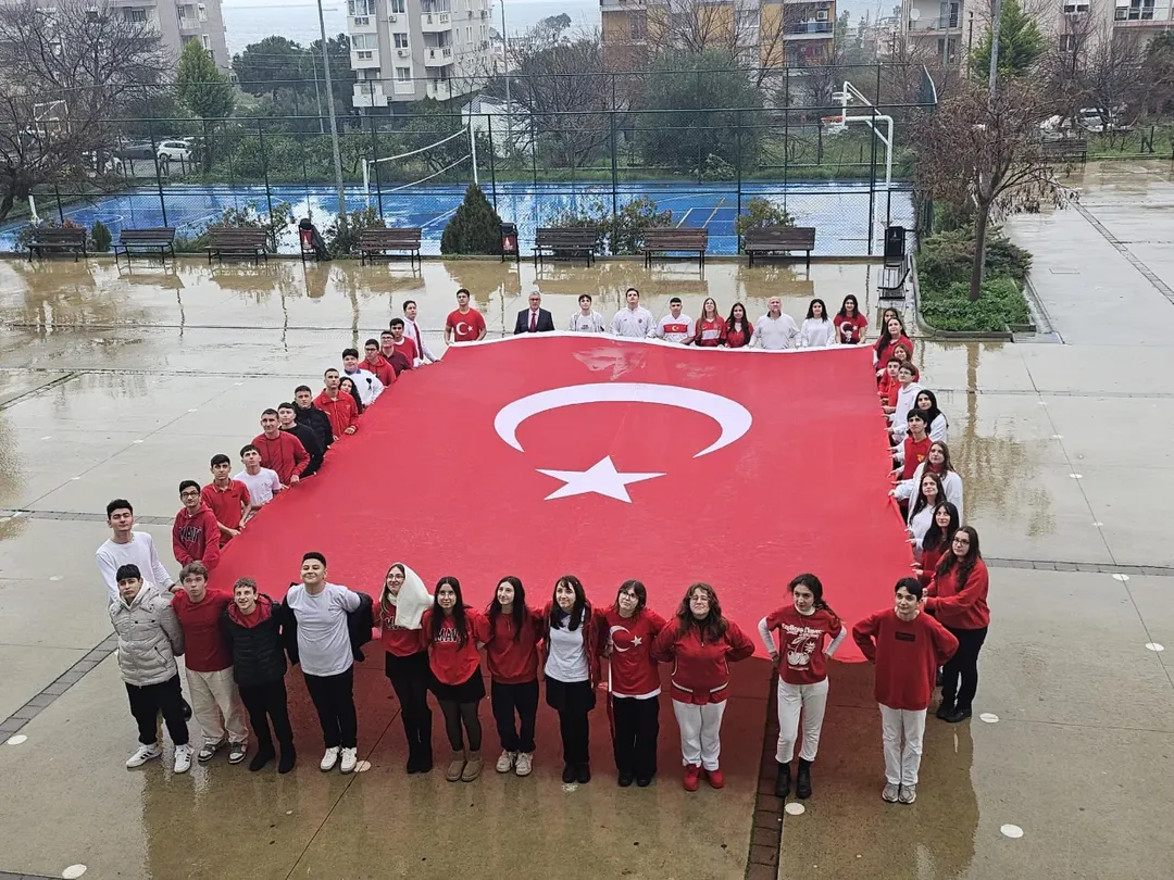 Bayrak Haftası, Okulumuz Arkas Narlıdere Mesleki Ve Teknik Anadolu Lisesinde Büyük Bir Coşkuyla Yaşandı. (1)-1