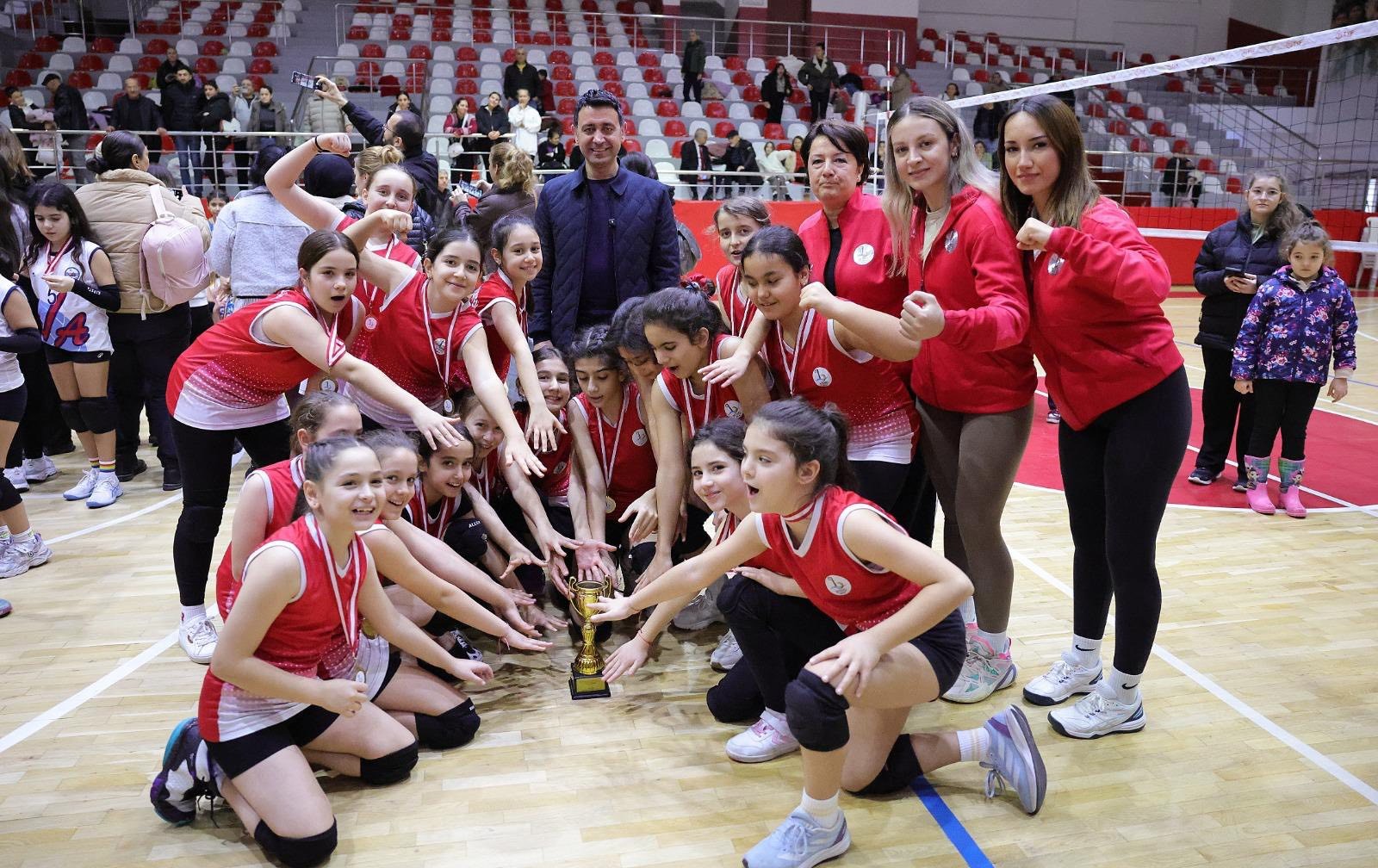 Bayraklı Belediyesi, Yarıyıl Tatiline Özel Hazırladığı Etkinlik Programıyla Çocuklara Hem Eğlence Hem De Öğrenme Fırsatı Sundu (3)