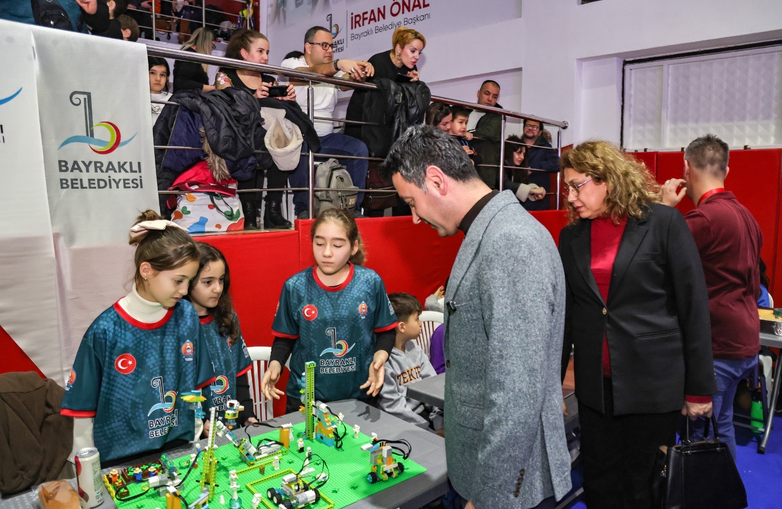 Bayraklı’da Genç Mucitler Dünyaya Meydan Okudu (5)