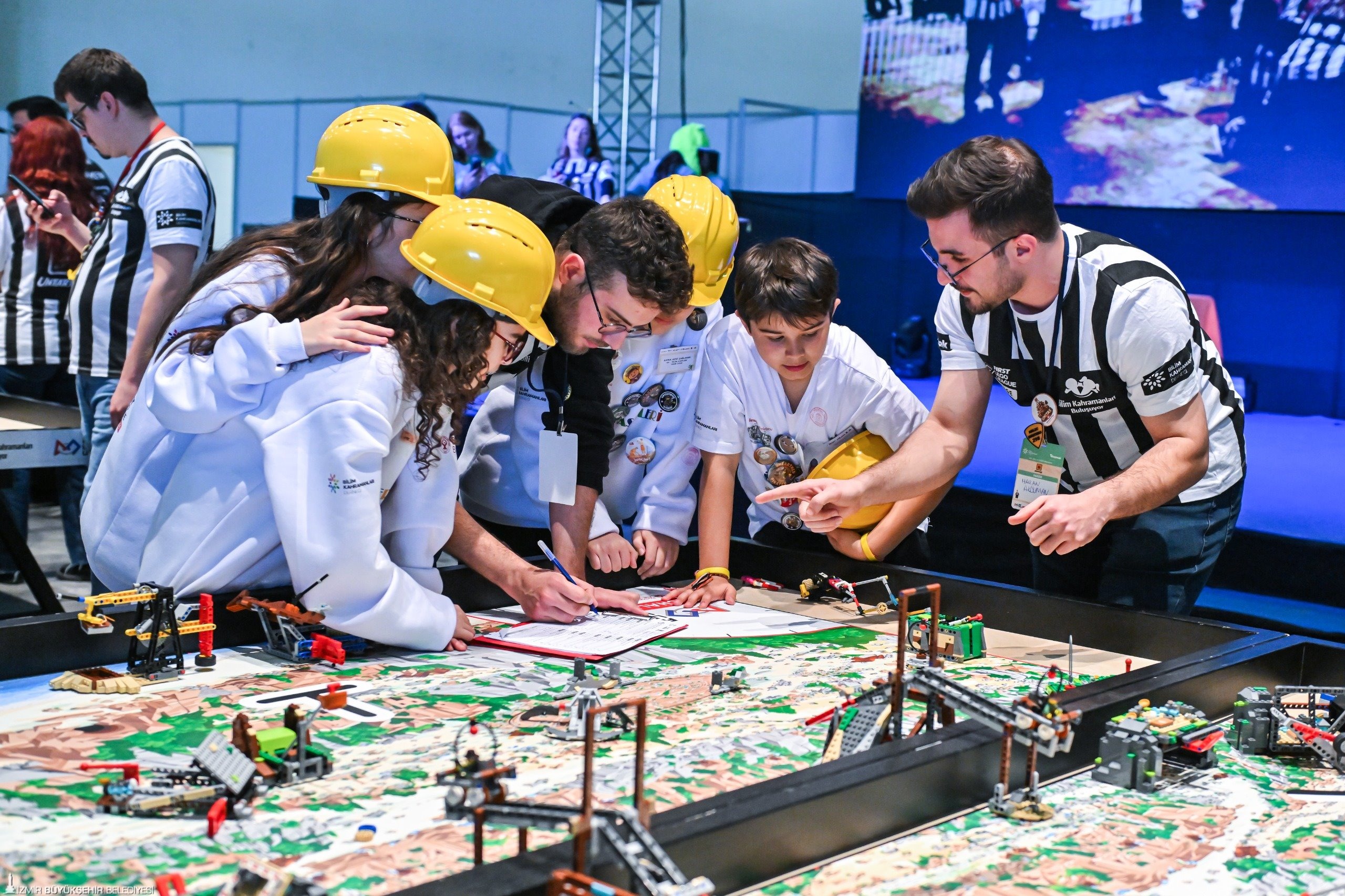 Bilim Kahramanları Fuar İzmir'de Buluştu 33