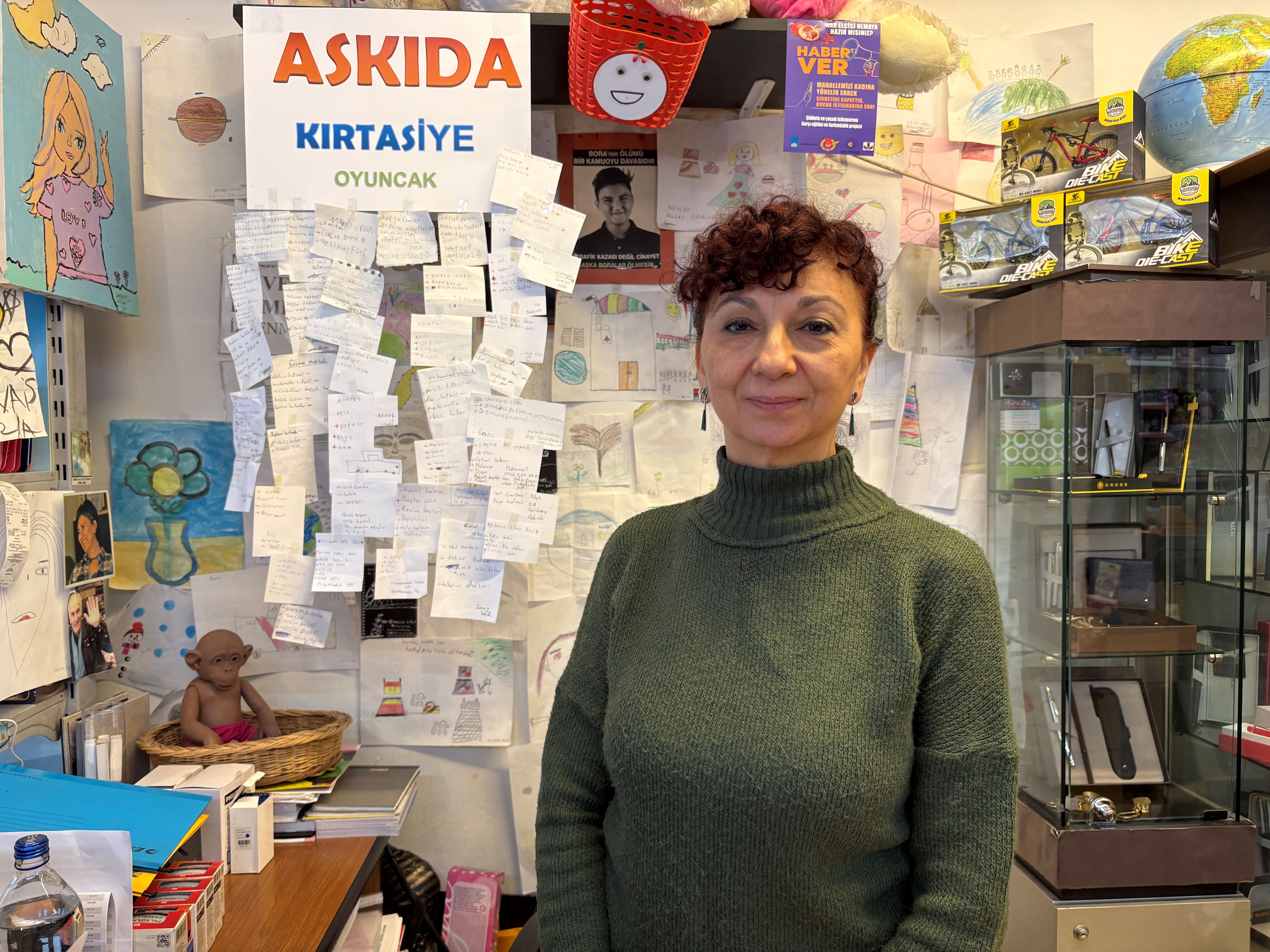 Bir Resim Çiz, Kırtasiye Setini Al İzmir’de Örnek Dayanışma (2)