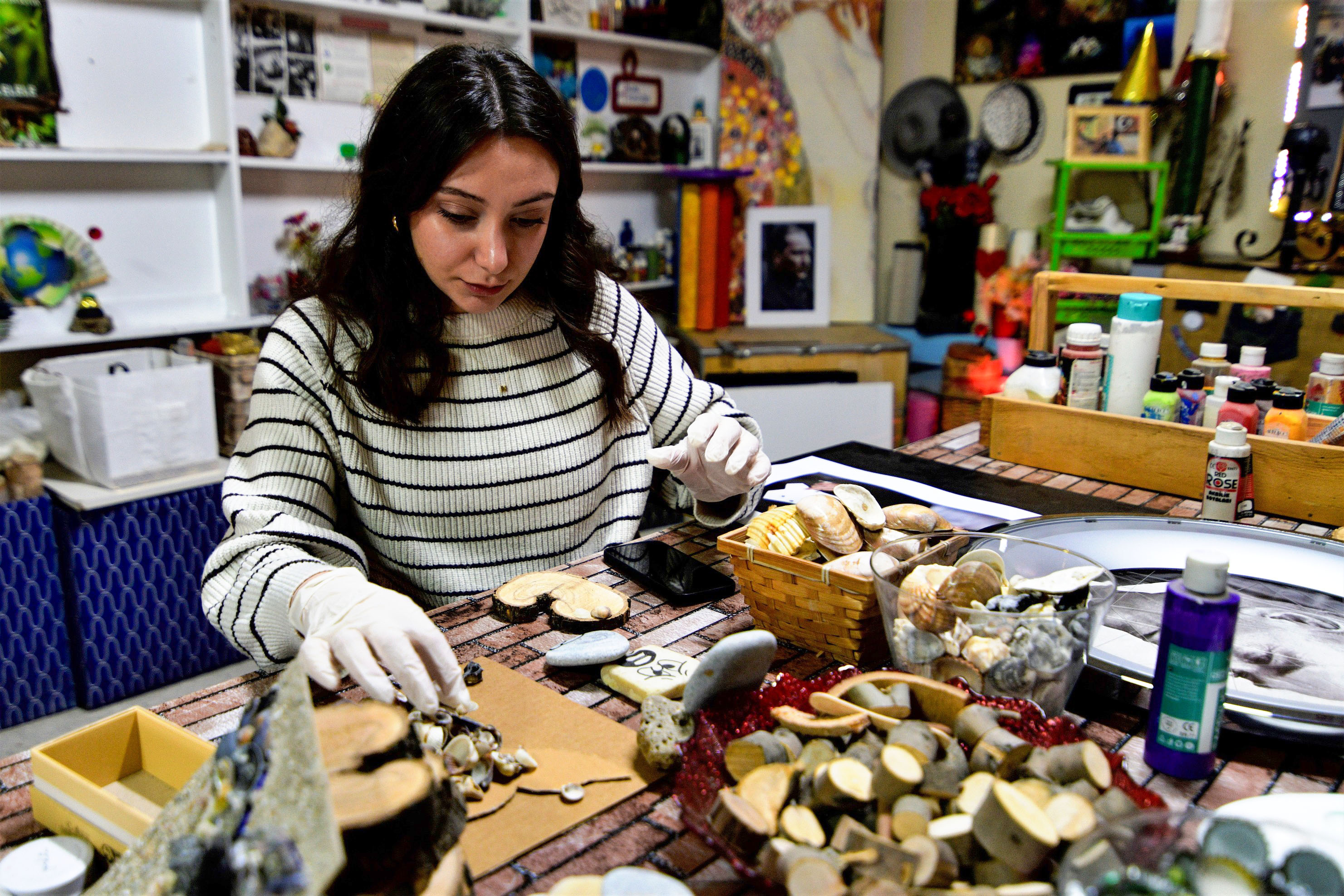 Bornova Belediyesi Ile Aiesec İzmir Şubesi Iş Birliğinde Düzenlenen “Atıktan Sanata Genç Bakış” Etkinliği, Gençleri Sürdürülebilirlik Ekseninde Bir Araya Getirdi. (3)