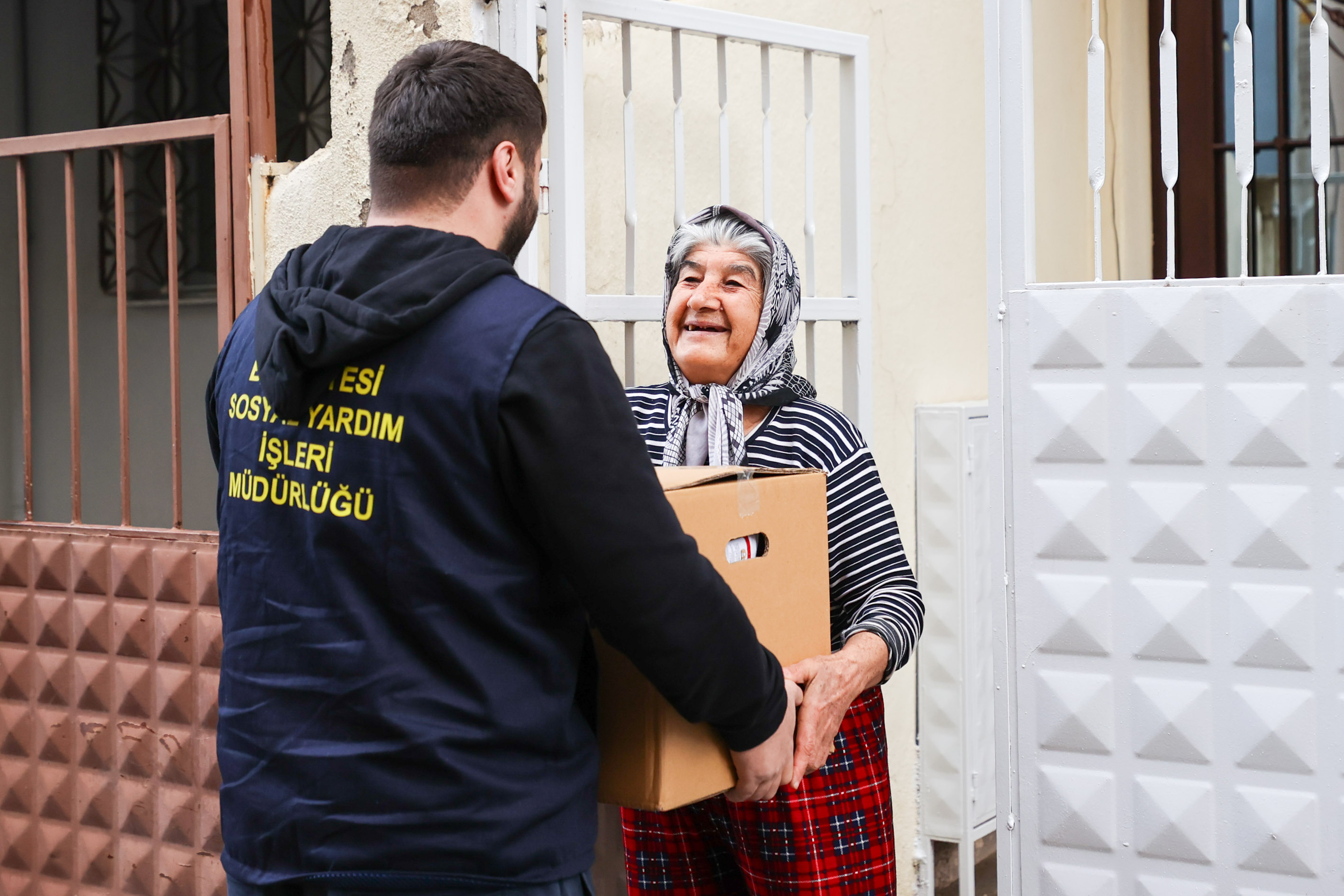 Buca’da Ramazan Seferberliği Sofralar Boş Kalmayacak (4)