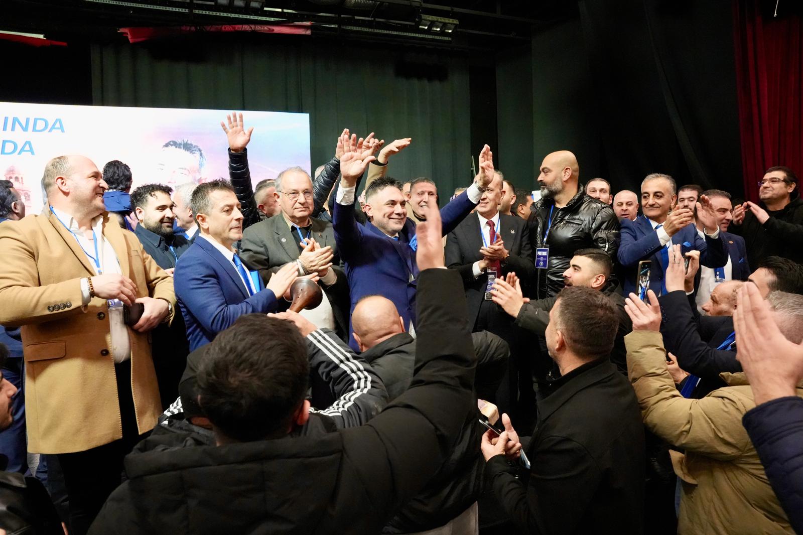 Buyrukçu Yeniden İzmir Kuyumcular Odası Başkanı Seçildi (3)