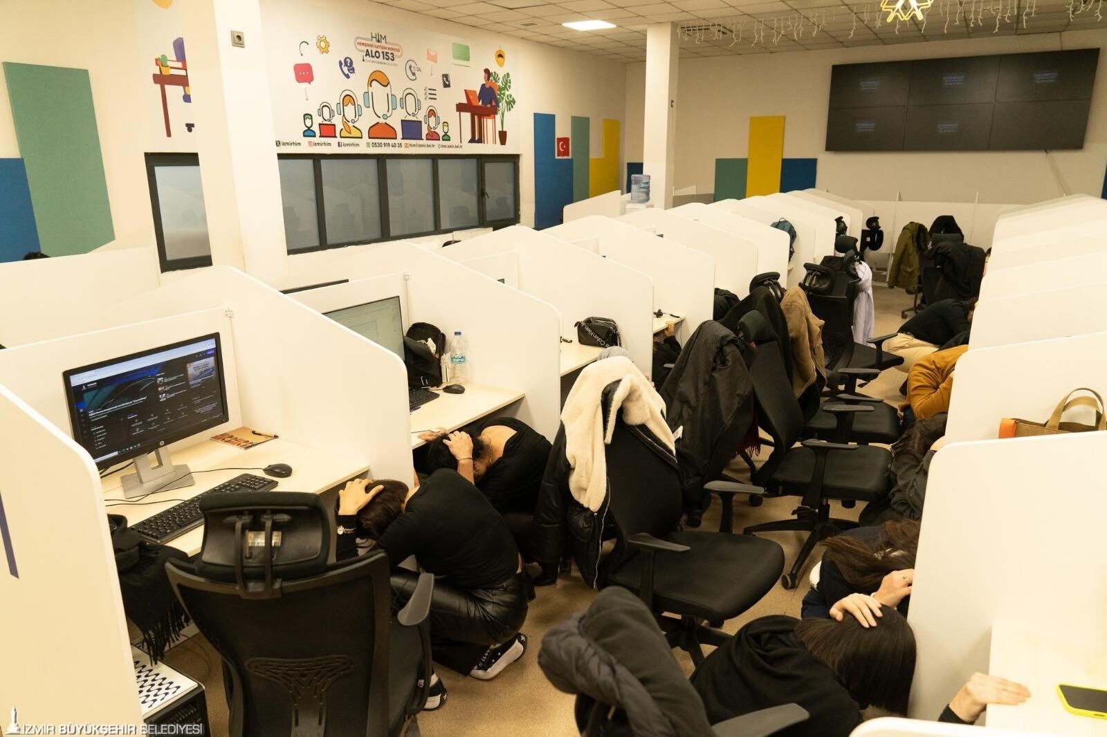 Büyükşehir’den Çalışanlara Kapsamlı Afet Tatbikatı 22