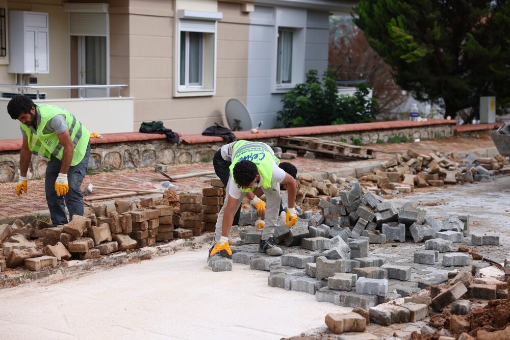 Çeşme Sokakları Yenileniyor (6)