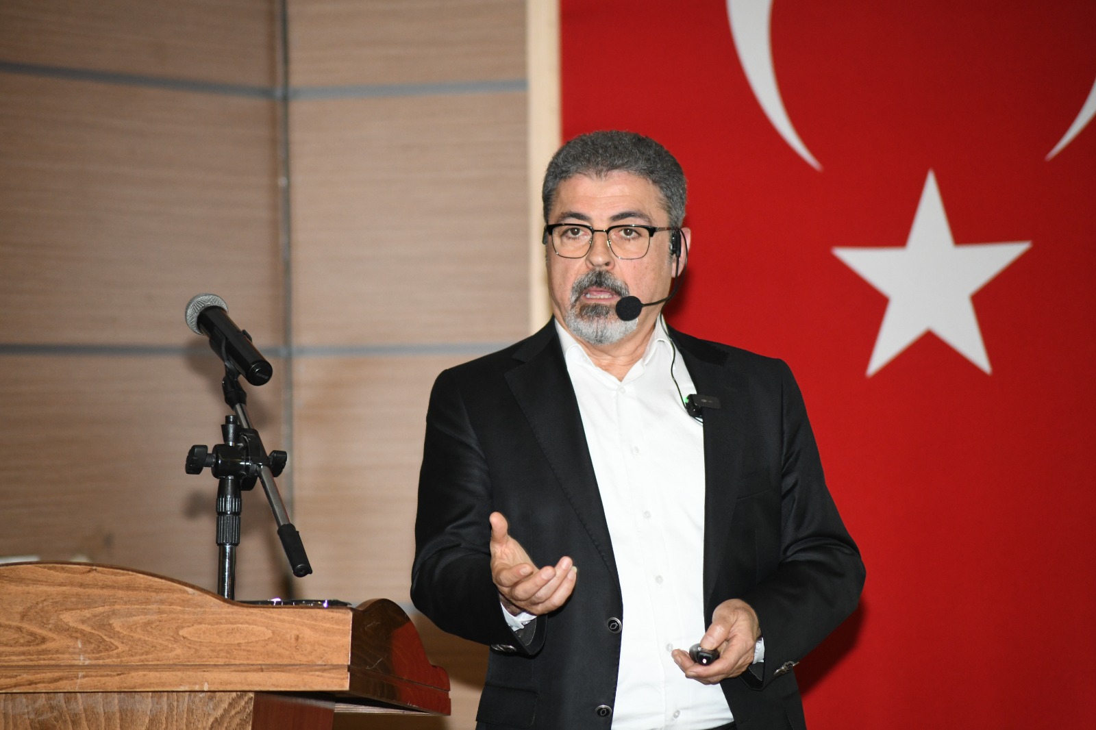 Çiğli’de 6 Şubat Anısına Deprem Forumu Düzenlendi (5)