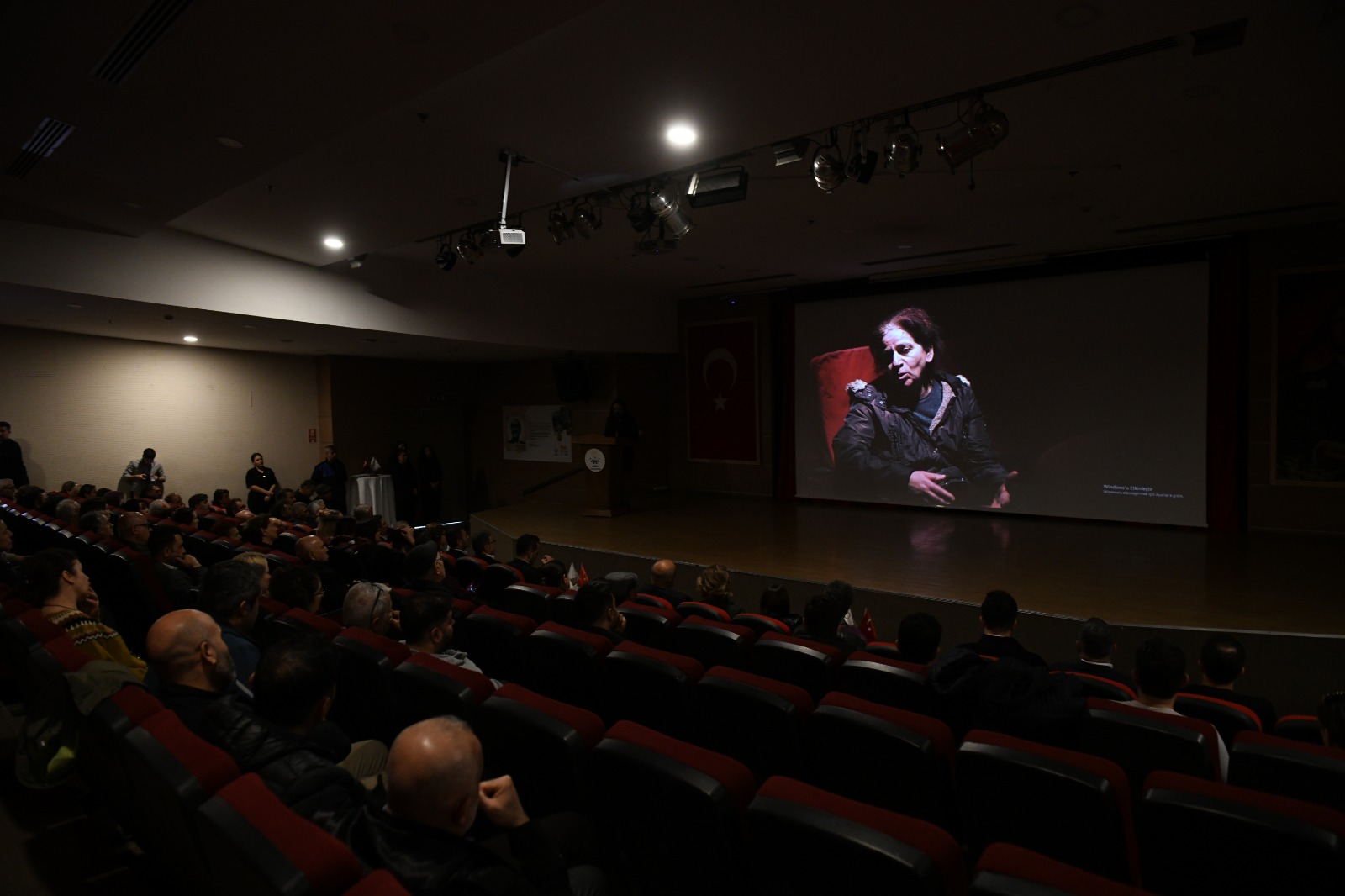 Çiğli’de 6 Şubat Anısına Deprem Forumu Düzenlendi (7)