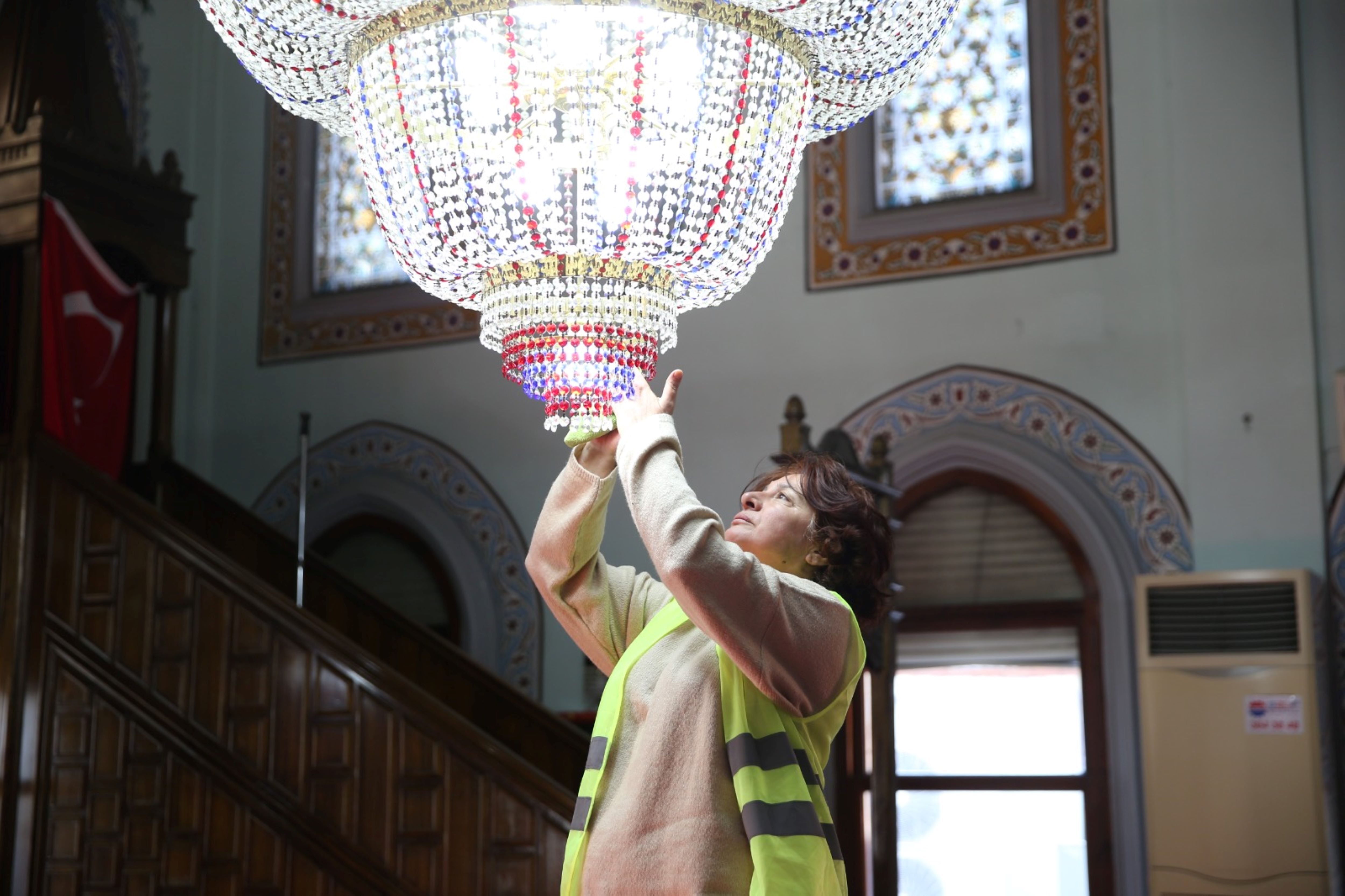 Çiğli'de Temizlik Mesaisi Devam Ediyor (2)