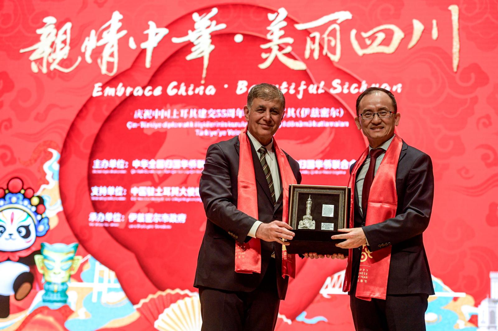 Çin Yeni Yılı İzmir’de Coşkuyla Kutlandı (11)