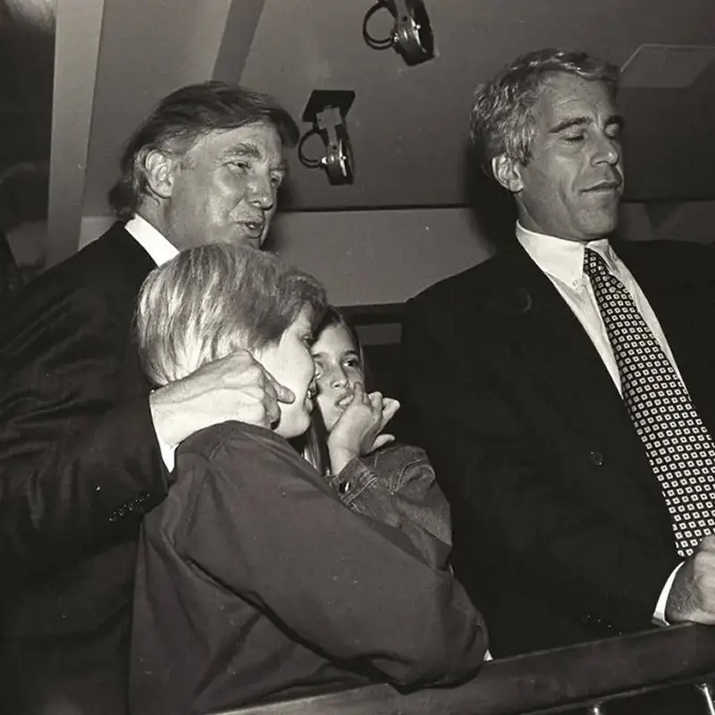 Dünya Bu Olayı Konuşuyor Trump’tan Epstein Iddialarına Yanıt! (2)