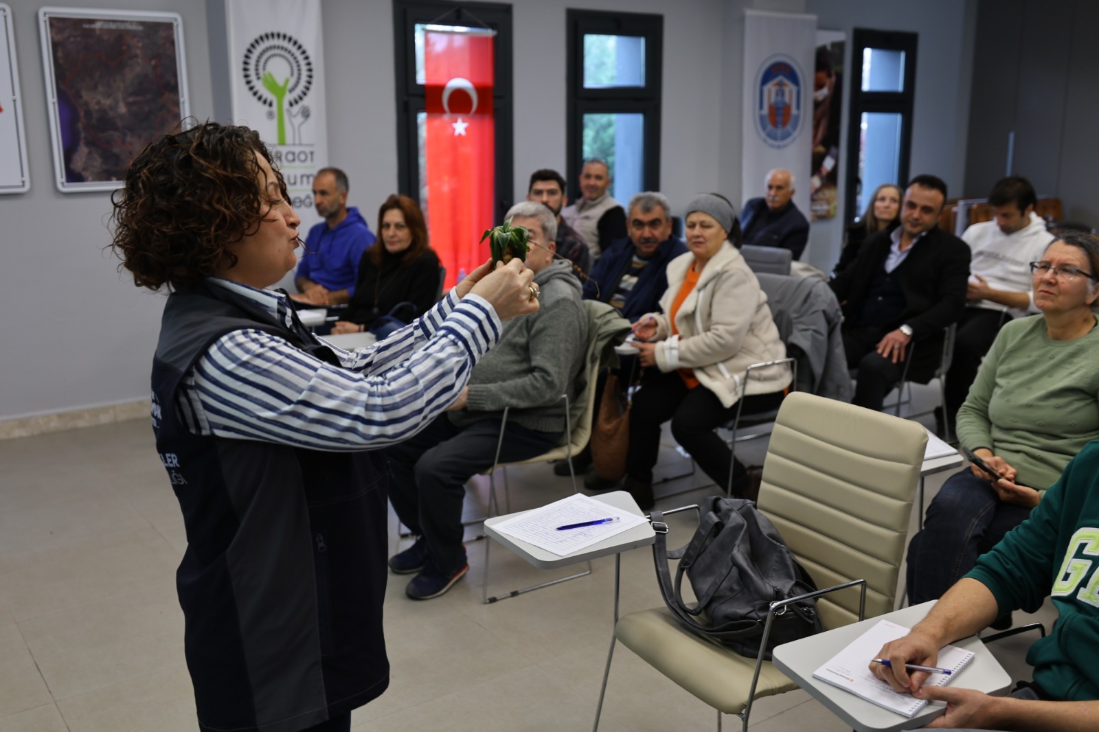 Efes Selçuk’ta Üreticiye Tam Destek Salep Eğitimi Düzenlendi (4)