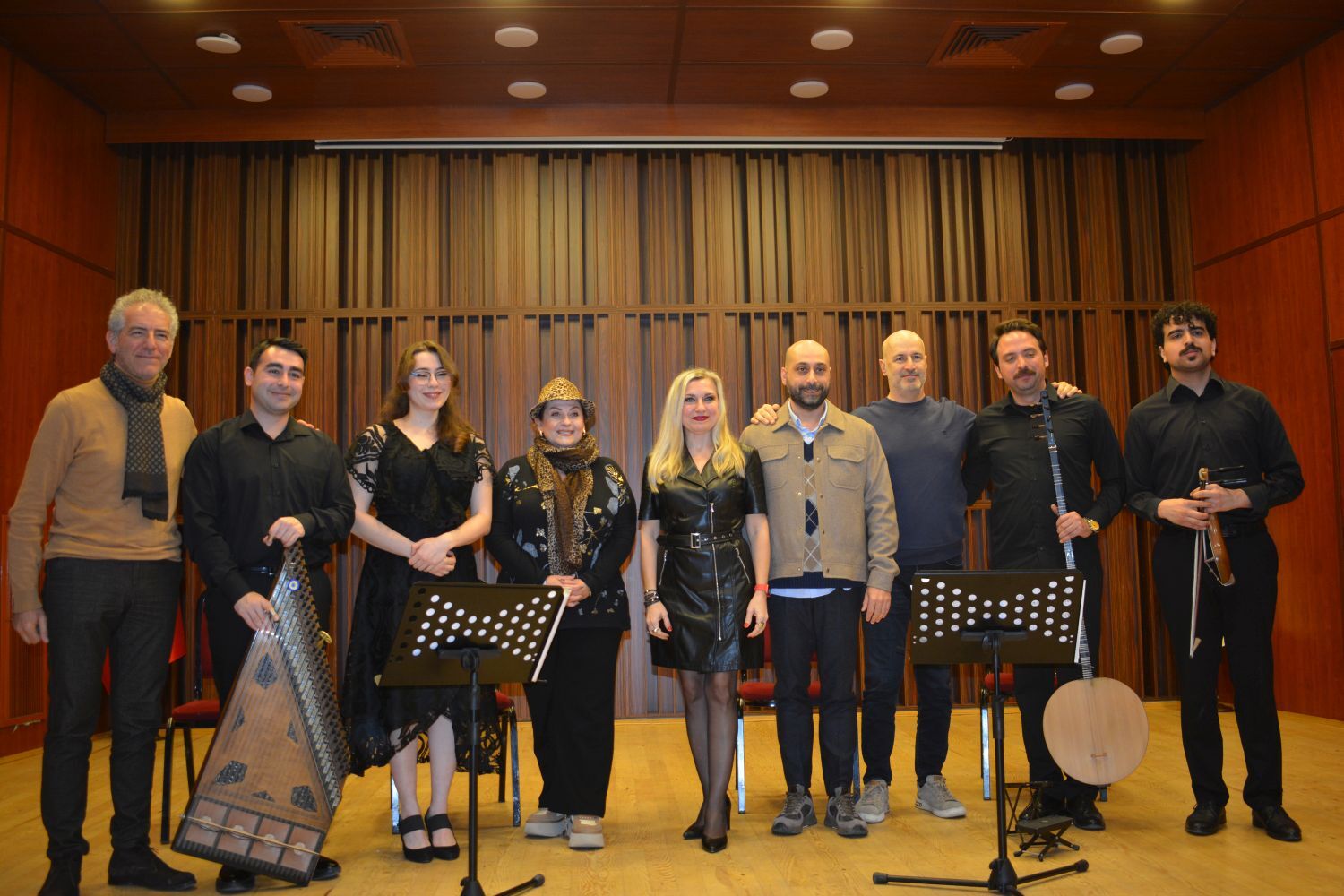 Ege Üniversitesi Devlet Türk Musikisi Konservatuvarı (Dtmk) Etkinlik Salonu, Anlamlı Bir Sanatsal Buluşmaya Ev Sahipliği Yaptı (4)