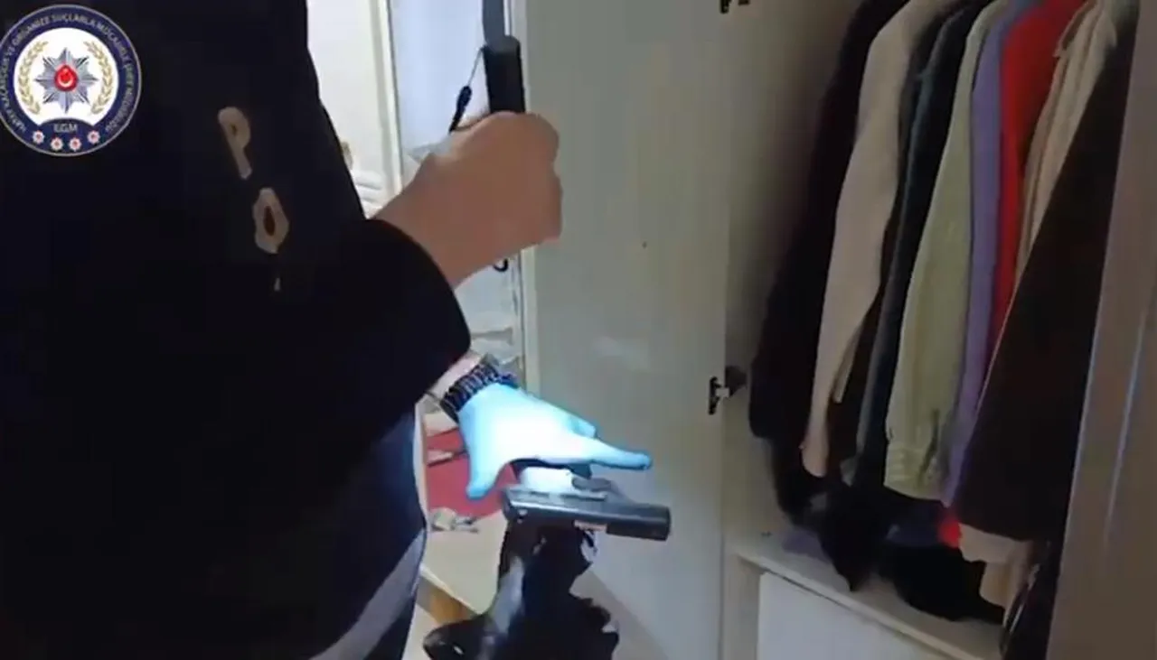 Esnafı Haraca Bağlayan 'Dönmezler' Suç Örgütüne Operasyon1