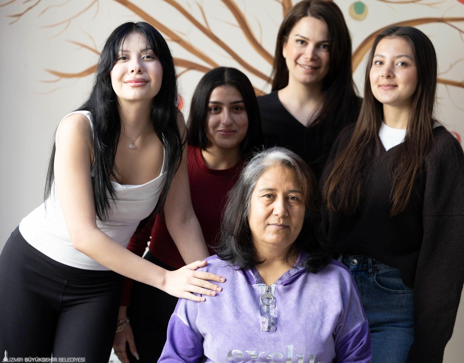 Hem Saçlar Hem Kadınlar Güçleniyor 22